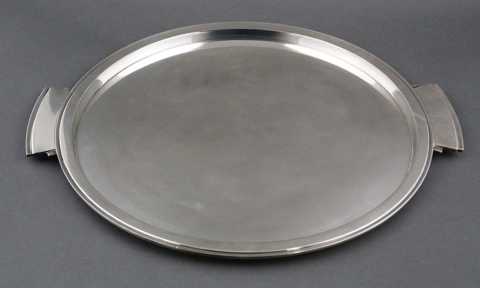 GEORG JENSEN Pyramid Sterling Silver 17" Tray: Large Georg Jensen sterling silver tray in the Pyramid pattern. Stamped HN (Harald Nielsen) and 600 P around hallmark. Weighs 51.4 Troy ounces. No monograms. This item can be shipped in-house.