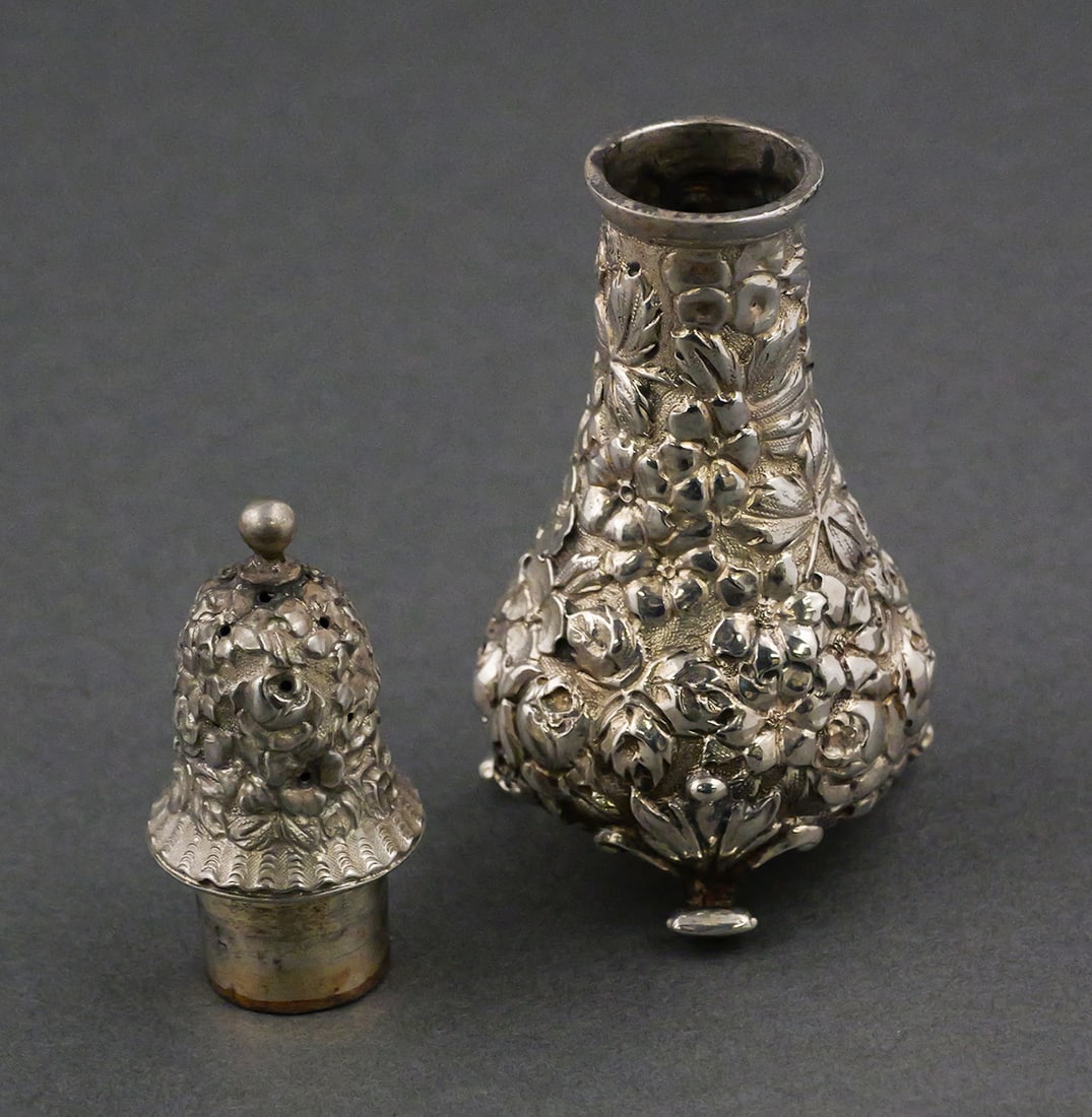 Baltimore Silver Co. Rose Repousse Shakers - 3