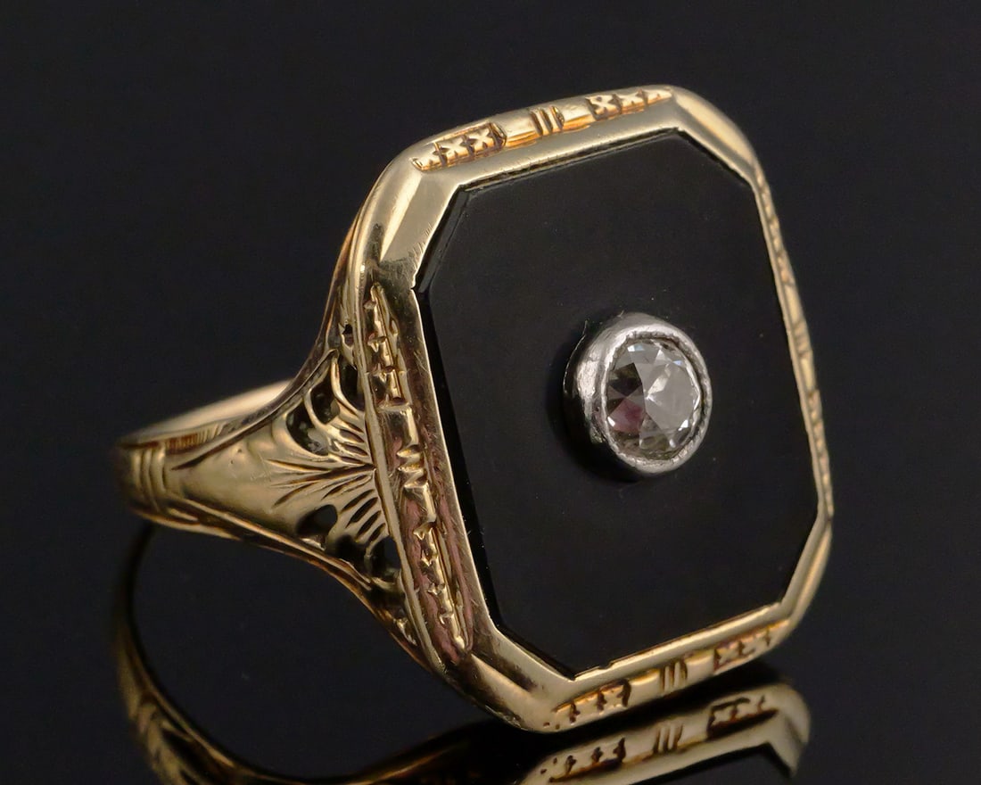 14K Diamond & Onyx Ring (1 of 3)