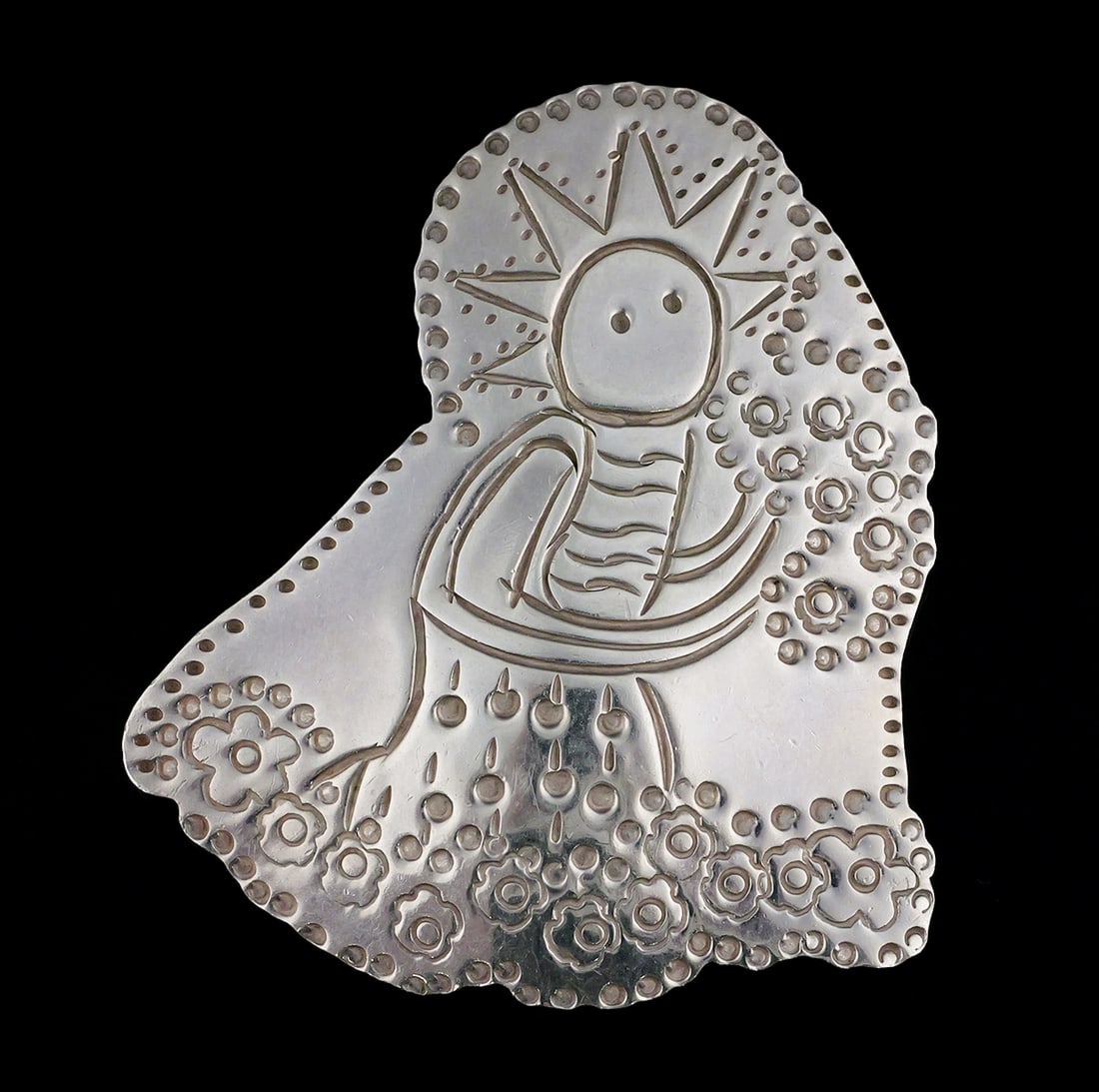 Los Ballesteros Sterling Pendant Signed: Vintage sterling silver pendant by Los Ballesteros. Sun girl figure with flowers. 925, marked, 20.5 grams tw. Approx. 2"wide, 2-1/8"L. This item can be shipped in-house. Multiple lot combined