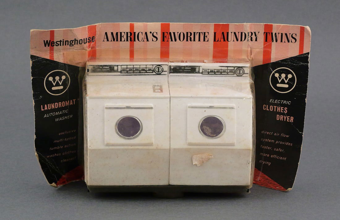 Westinghouse Advertising Shakers: Westinghouse Laundry Twins "Laundromat" washing machine and clothes dryer advertising novelty mid century white plastic salt and pepper shakers. In original packaging, bubble has some breaks and has