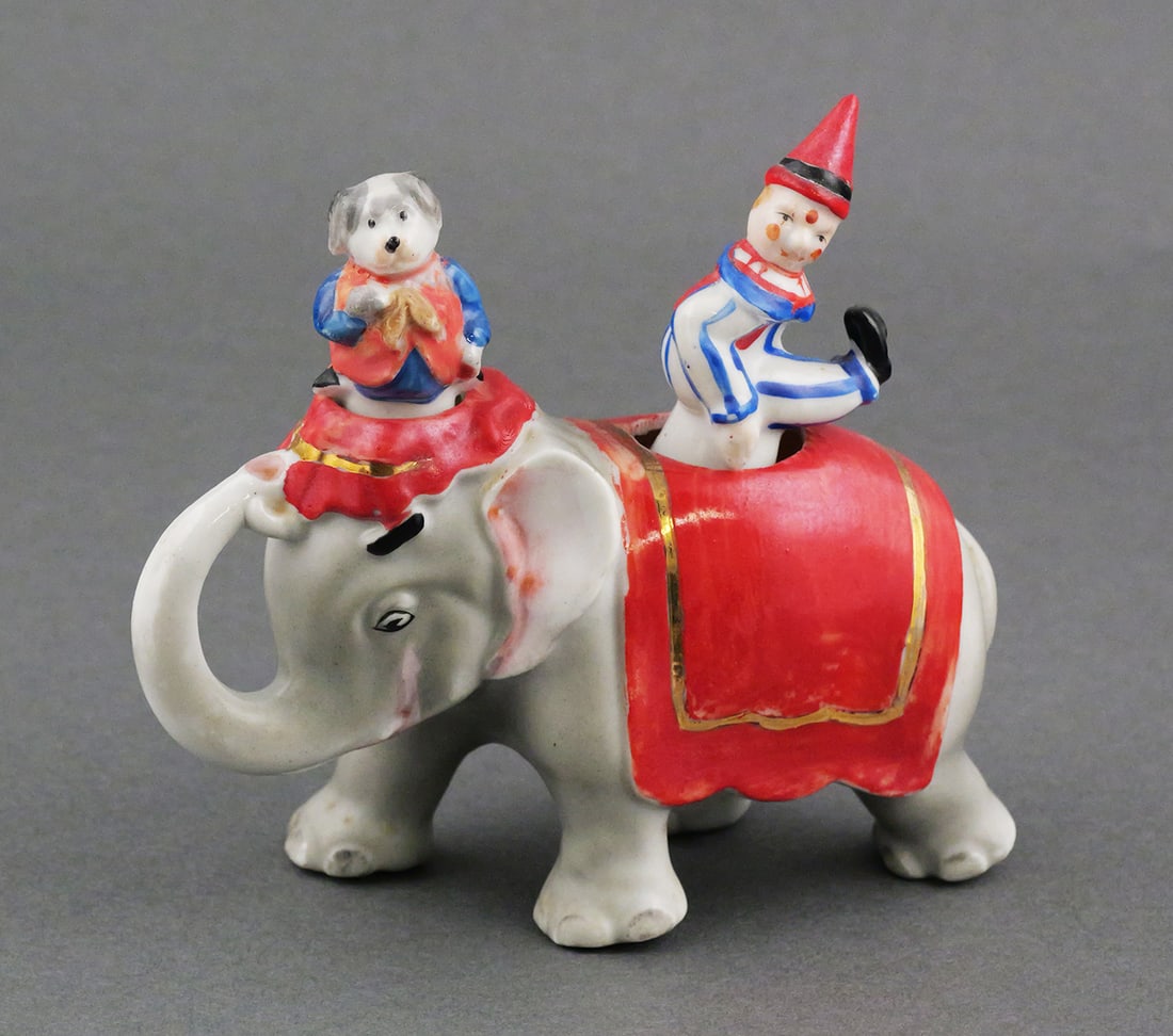 Circus Nodder Shakers Pat T.T.