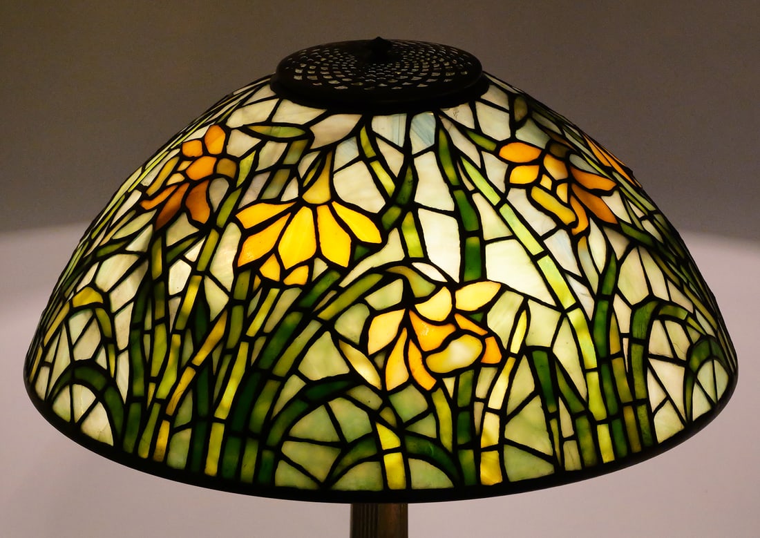 Tiffany Studios, Table Lamp, Daffodil Shade - 6