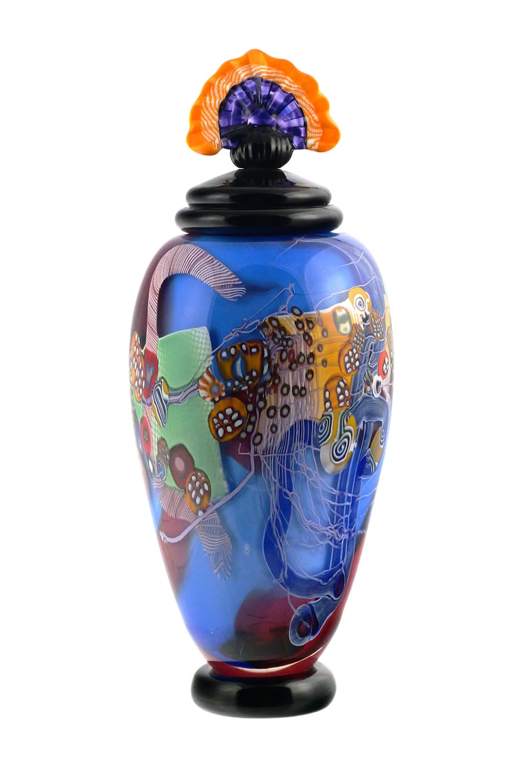 WES HUNTING Art Glass Lidded Vase: Art glass by Wes Hunting (American, 20th/21st century). Measures 15-1/2" high. One of several pieces in today's auction from a private contemporary art glass collection. This item will need to be ship