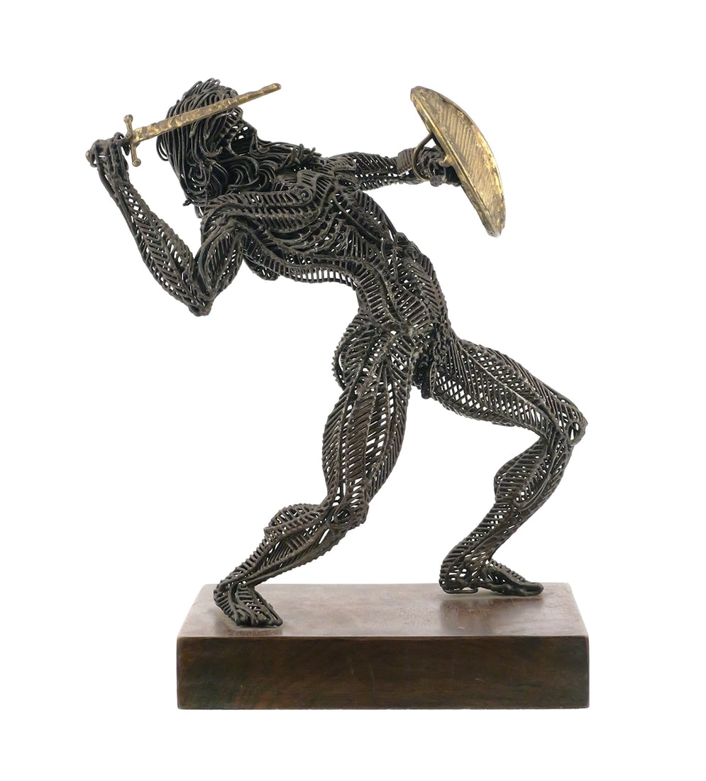 BOB & TOM BENNETT Wire Sculpture Warrior (1 of 4)
