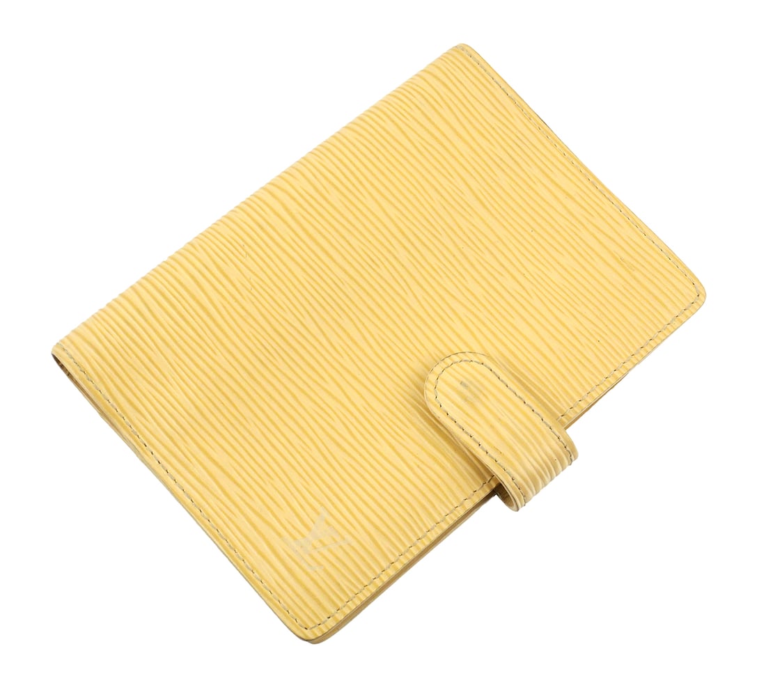 Louis Vuitton Epi Agenda Cover: Louis Vuitton Epi Agenda Cover. Measures approx 5-3/4" x 4" x 1/2". Unconditionally guaranteed to be authentic. This item can be shipped in-house. Multiple lot combined shipping may require 3rd Party