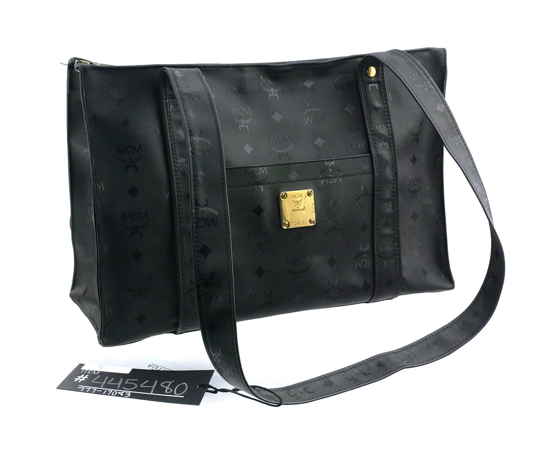 MCM Aren Visetos Black Tote Shopper (1 of 6)