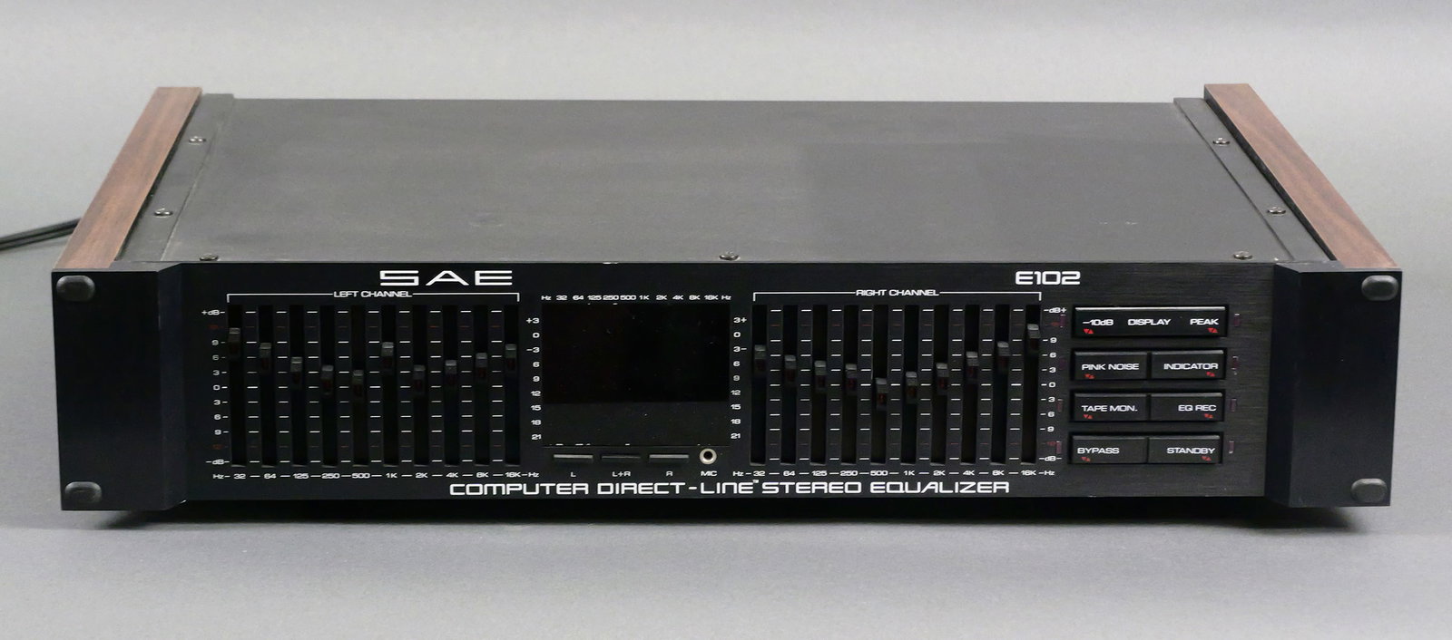SAE E102 Stereo Equalizer: SAE E102 Computer Direct-Line Stereo Equalizer. Measures approx. 19" x 13-1/4" x 4-1/8". Guaranteed to be working. This item will need to be shipped by a packing company of your choice. We maintain a