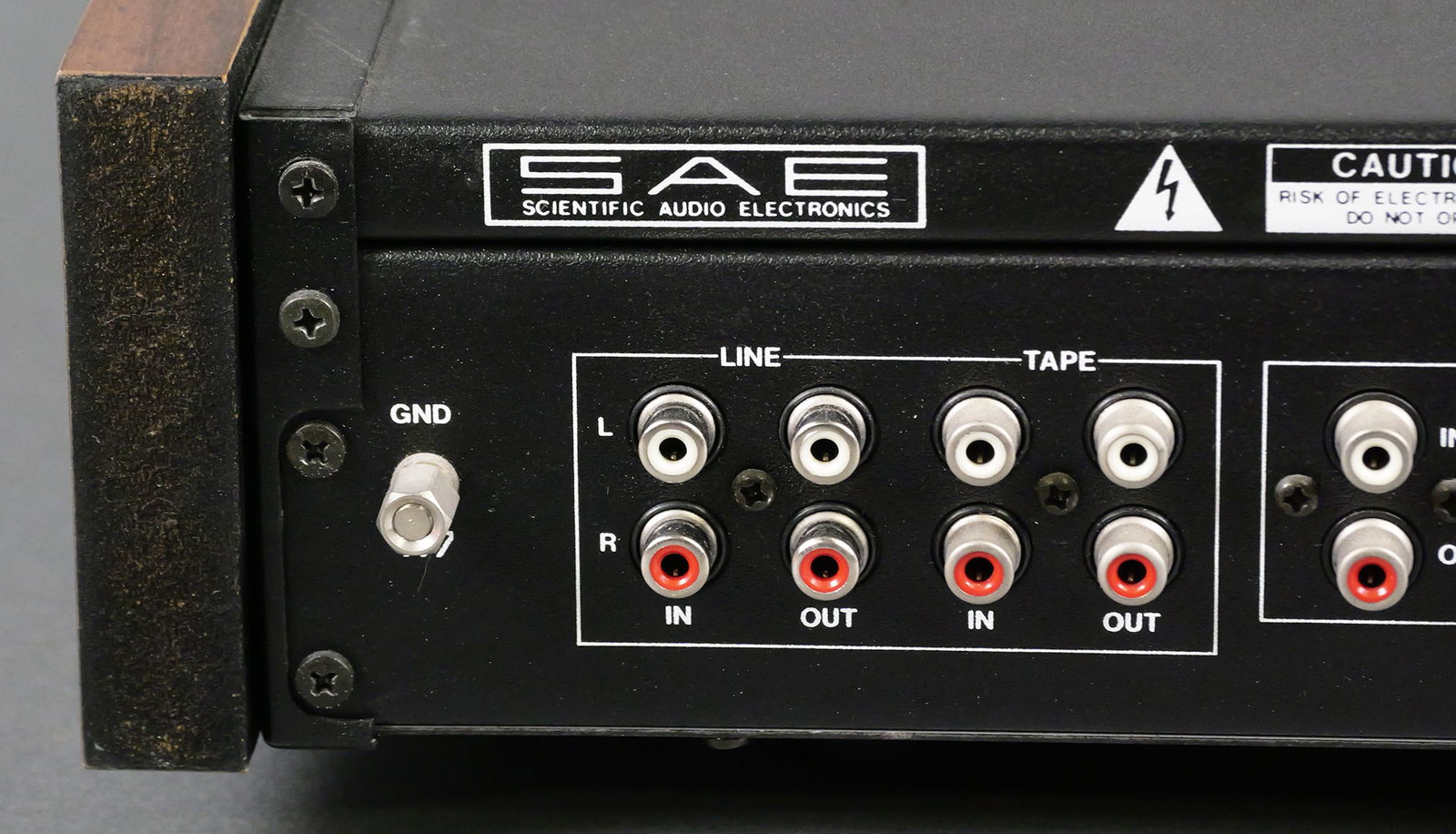 SAE E102 Stereo Equalizer - 4
