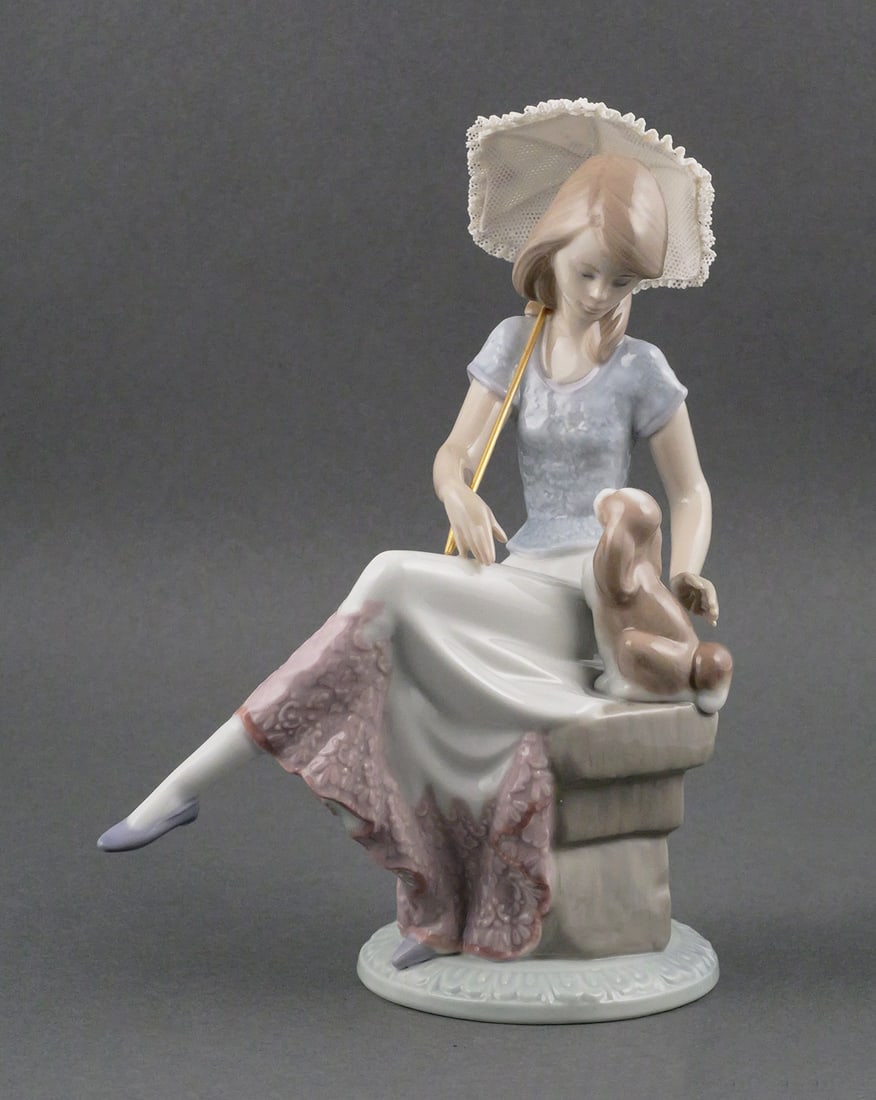 LLADRO "Picture Perfect" Woman with Puppy (1 of 4)
