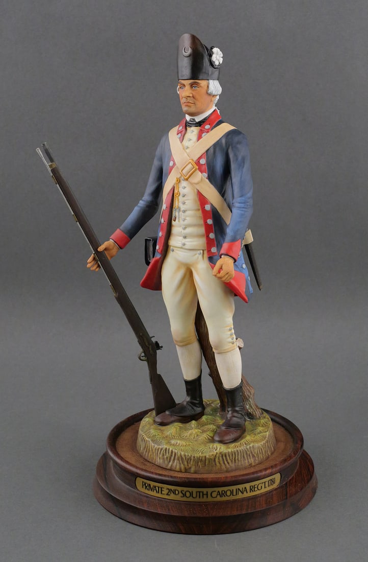 Royal Doulton Soldiers Of Revolution S. Carolina: Royal Doulton Colonial Williamsburg Soldiers Of The Revolution Private, 2nd South Carolina Regiment 1781. Numbered 270/350. Dated 1975. Comes with original base and COA book signed by artist, EJ