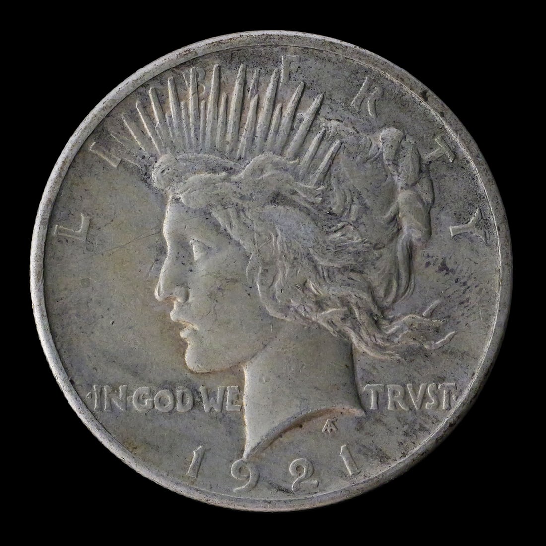 1921 Peace Dollar High Relief: High relief 1921 Peace U.S. silver dollar. This item can be shipped in-house. Multiple lot combined shipping may require 3rd Party shipping.