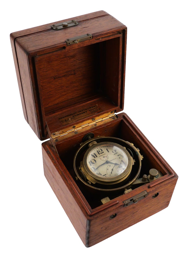 Antique Mounted Zenith Marine Chronometer (1 of 4)