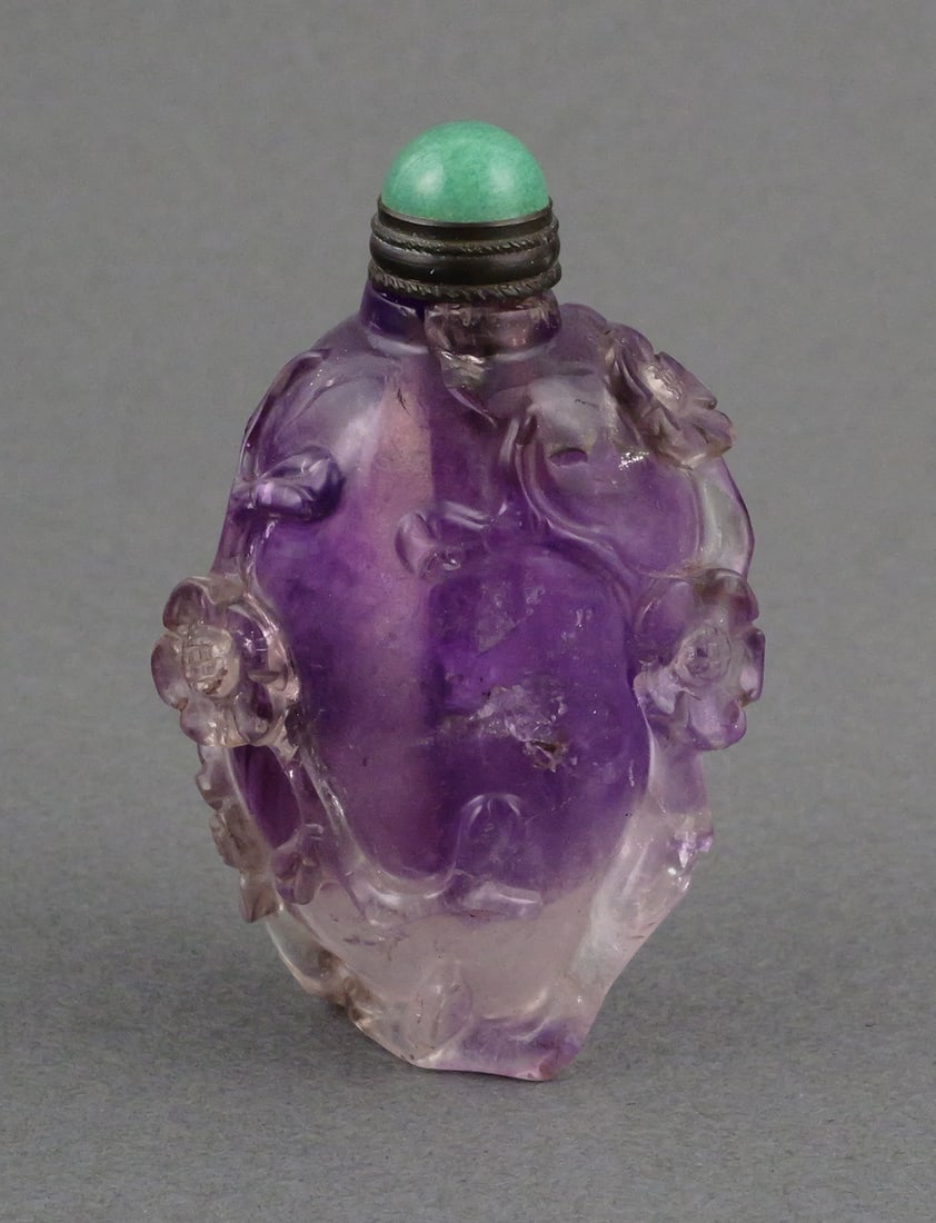 Carved Amethyst Snuff Bottle - 2
