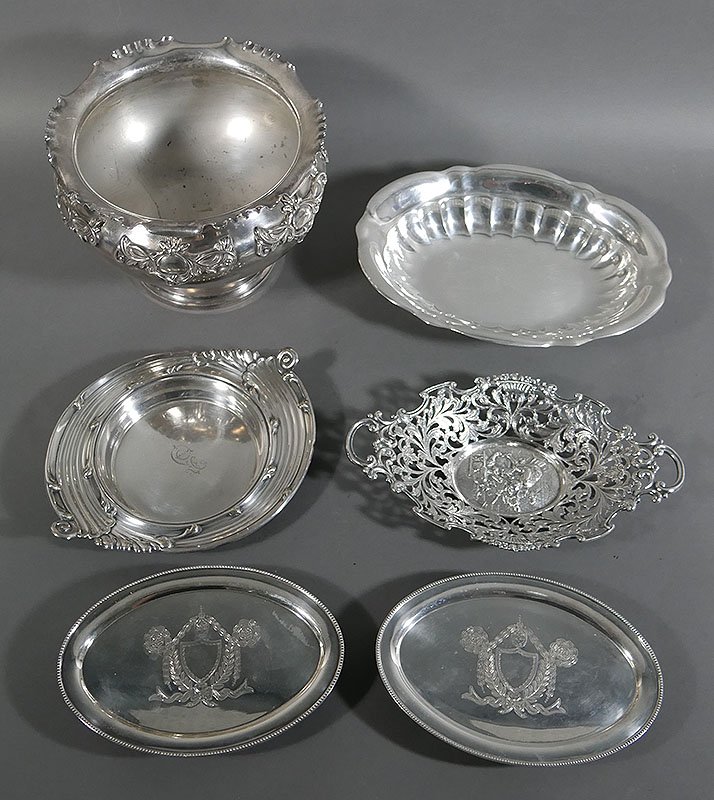 6 Piece Lot of Silverplated Flatware, incl Barker Ellis: Gorham, Barker Ellis, Walker & Hall and others.
