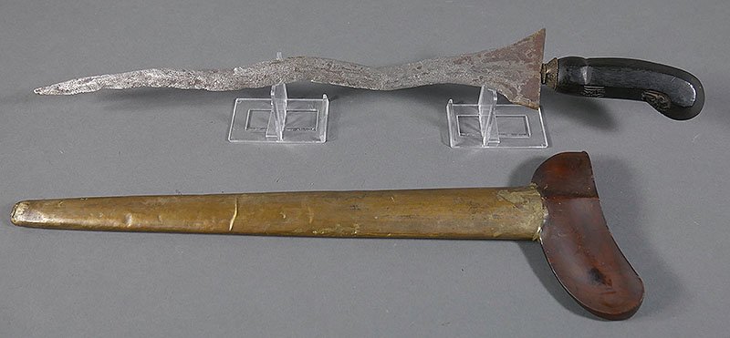 Damascus Blade KRIS Keris Dagger Knife: Likely Indonesian. 19" overall.