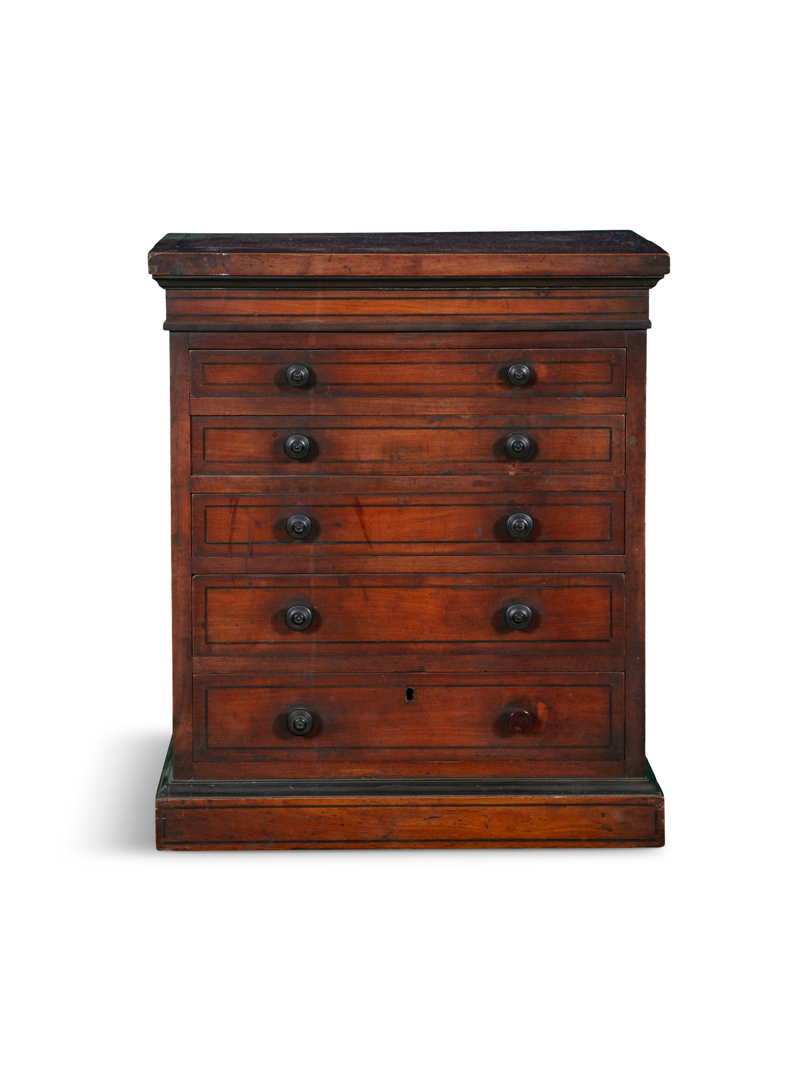 AN INLAID MAHOGANY RECTANGULAR MINITAURE SPECIMEN CHEST, fitted an arrangement of drawers with kno: AN INLAID MAHOGANY RECTANGULAR MINITAURE SPECIMEN CHEST, fitted an arrangement of drawers with knob handles, 37 x 26.5 x 43cm high.