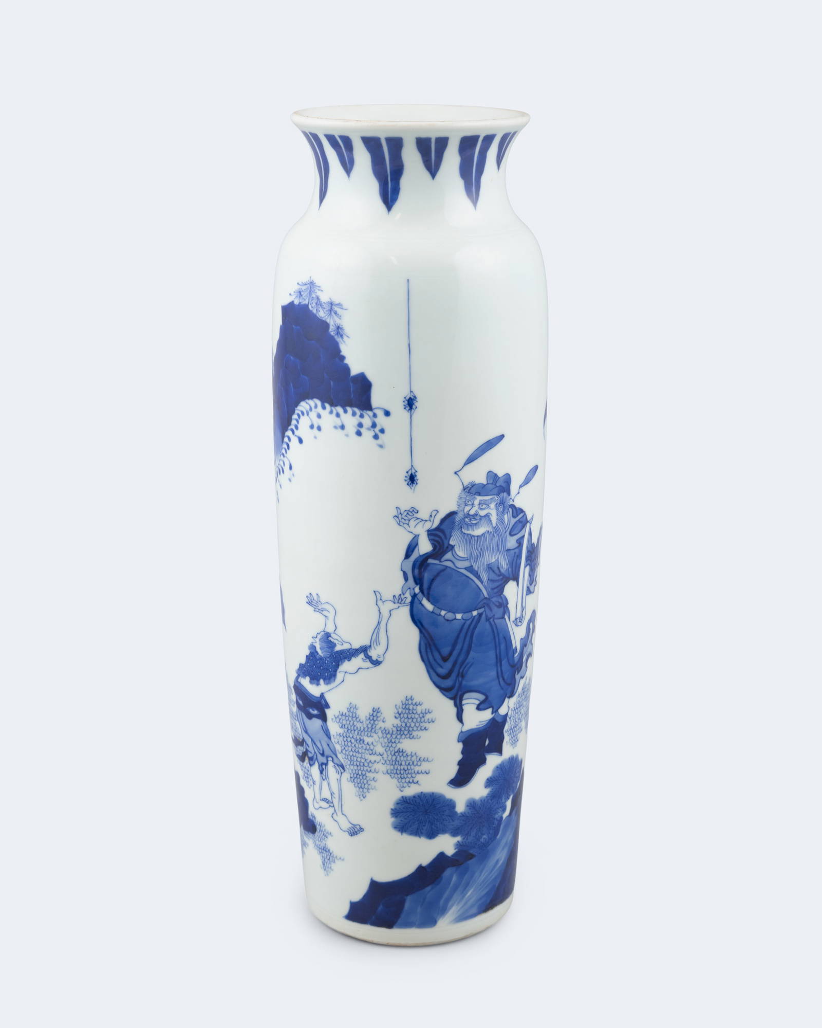 A TRANSITION STYLE BLUE AND WHITE 'ZHONG KUI' SLEEVE VASE ______ __‘____’___ China,
