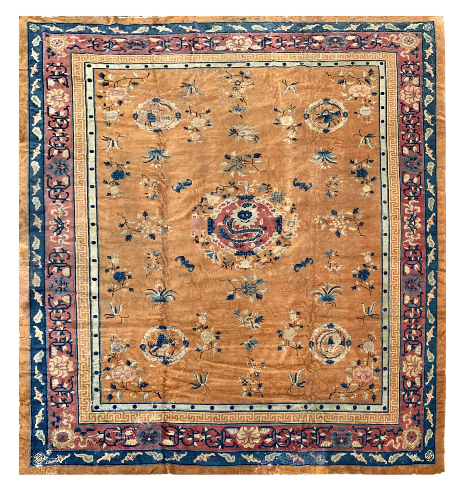 AN IMPERIAL-STYLE 'DRAGON' SILK CARPET 晚清 黄地团龙纹
