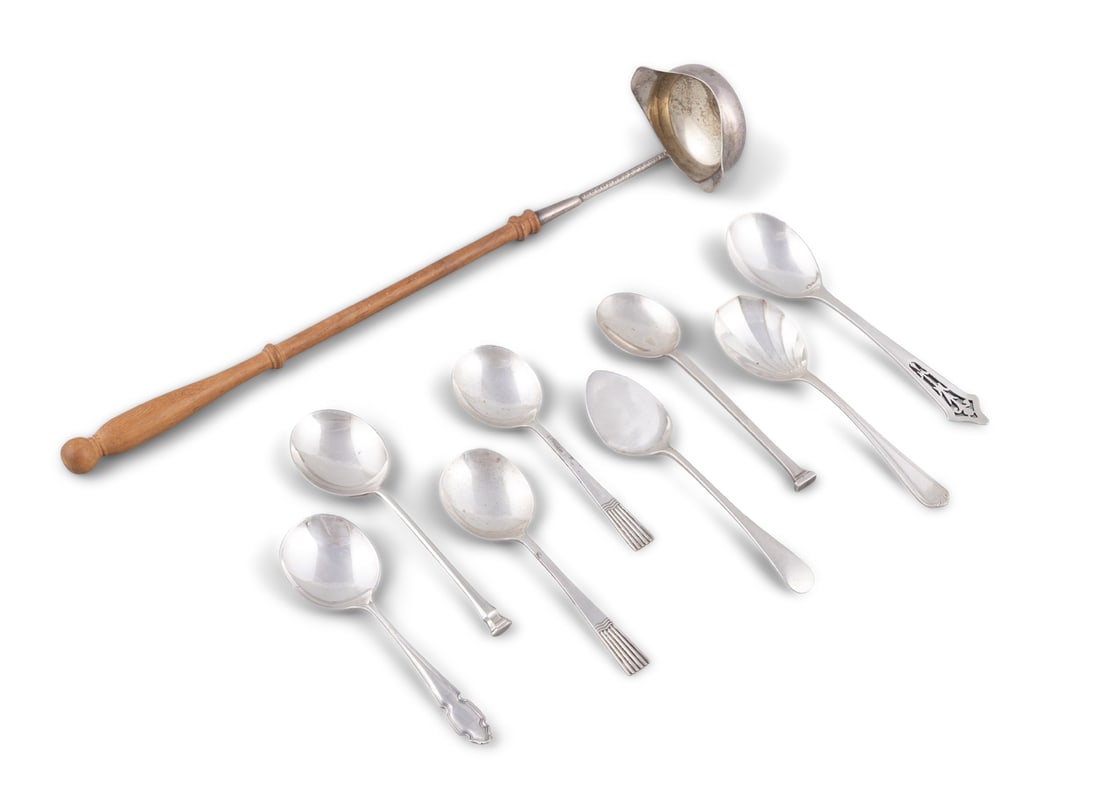 A MISCELLANEOUS COLLECTION OF SILVER, comprising: - a Birmingham silver toddy ladle - a pair of (1 of 6)