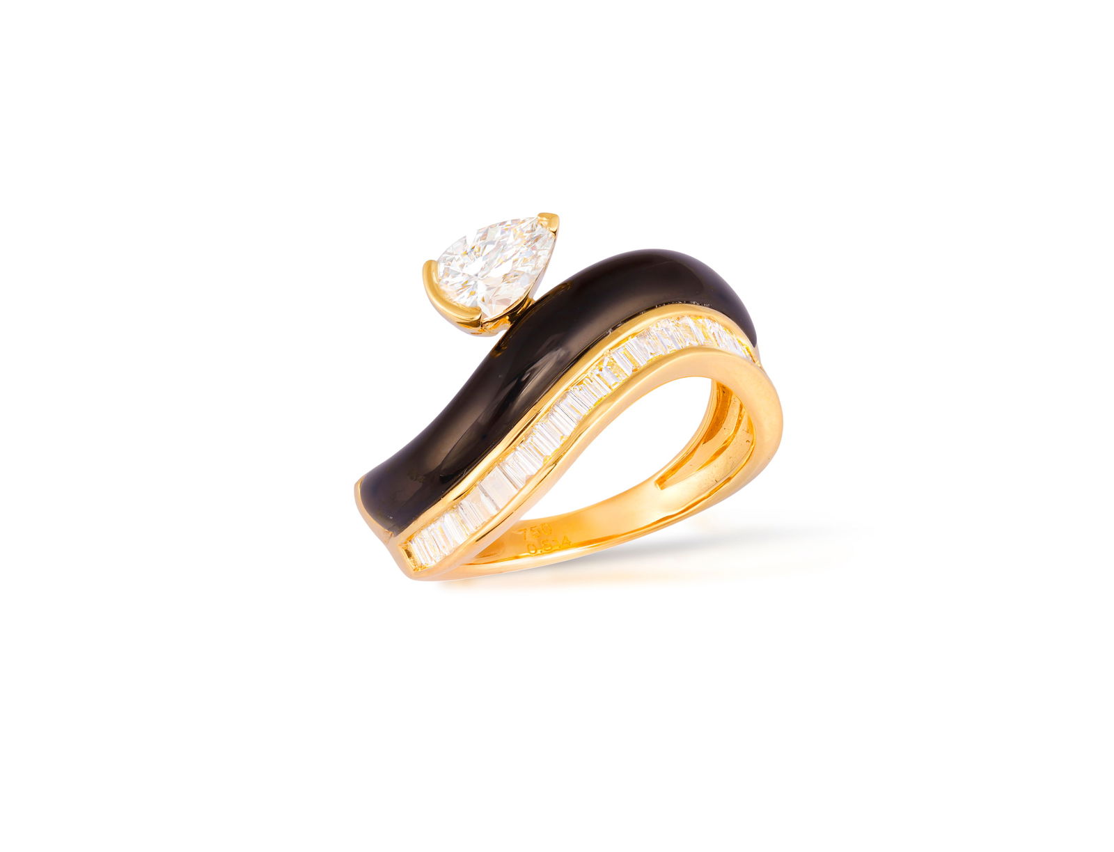 AN ONYX AND DIAMOND DRESS RING * one pear-shaped diamond, approx. 0.50ct * baguette-cut diamonds, (1 of 4)