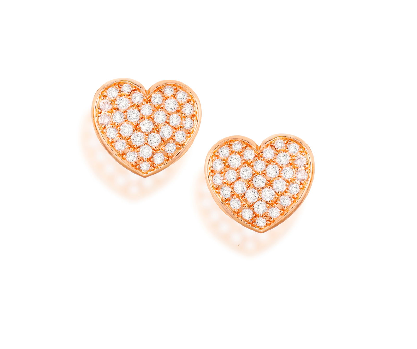 A PAIR OF DIAMOND HEART EARRINGS * brilliant-cut diamonds, approx. 0.80ct total * mounted in 18K (1 of 2)