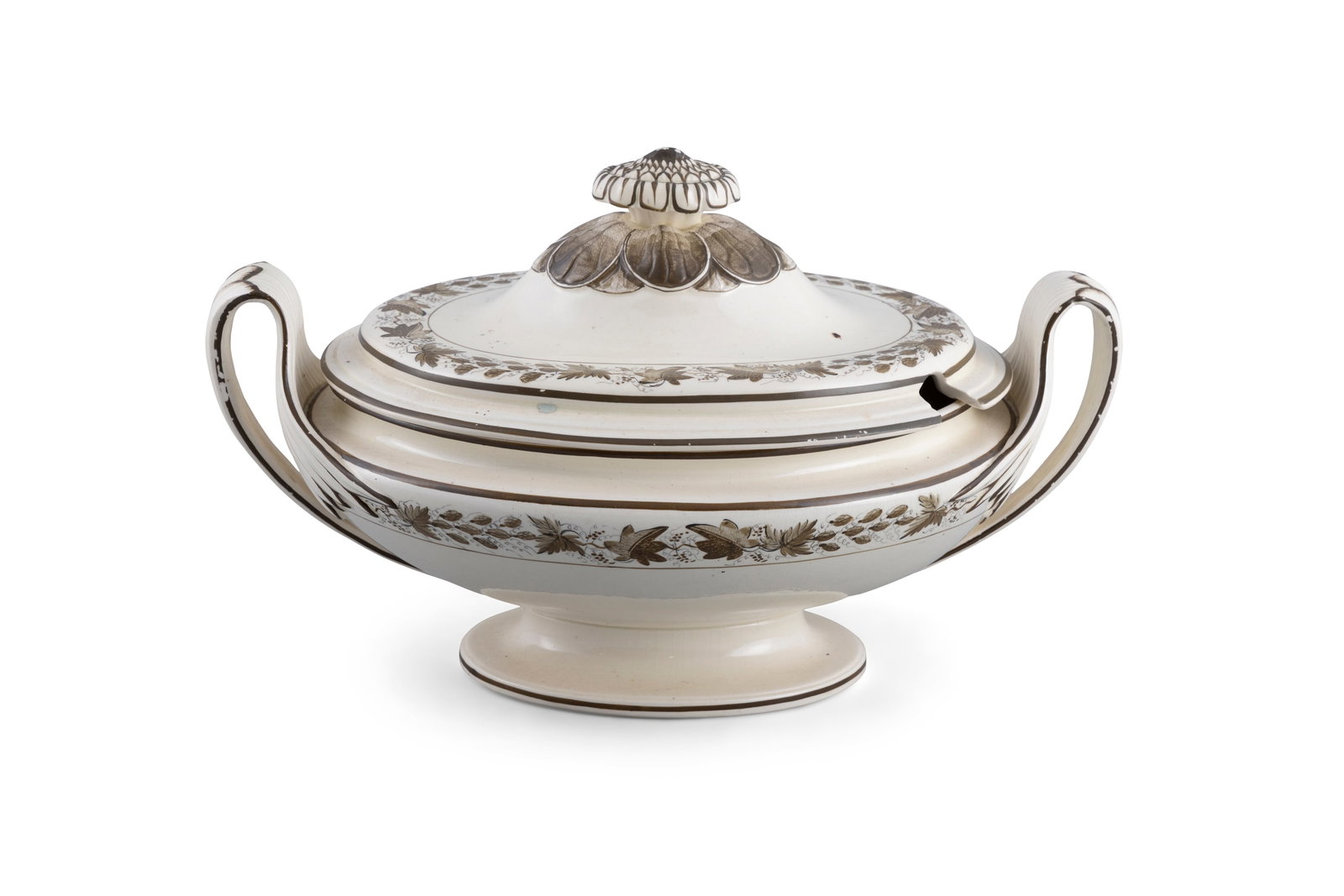 AN 18TH CENTURY WEDGEWOOD PAINTED CREAMWARE URN oval form, the lid with flowerhead finial, looped (1 of 4)