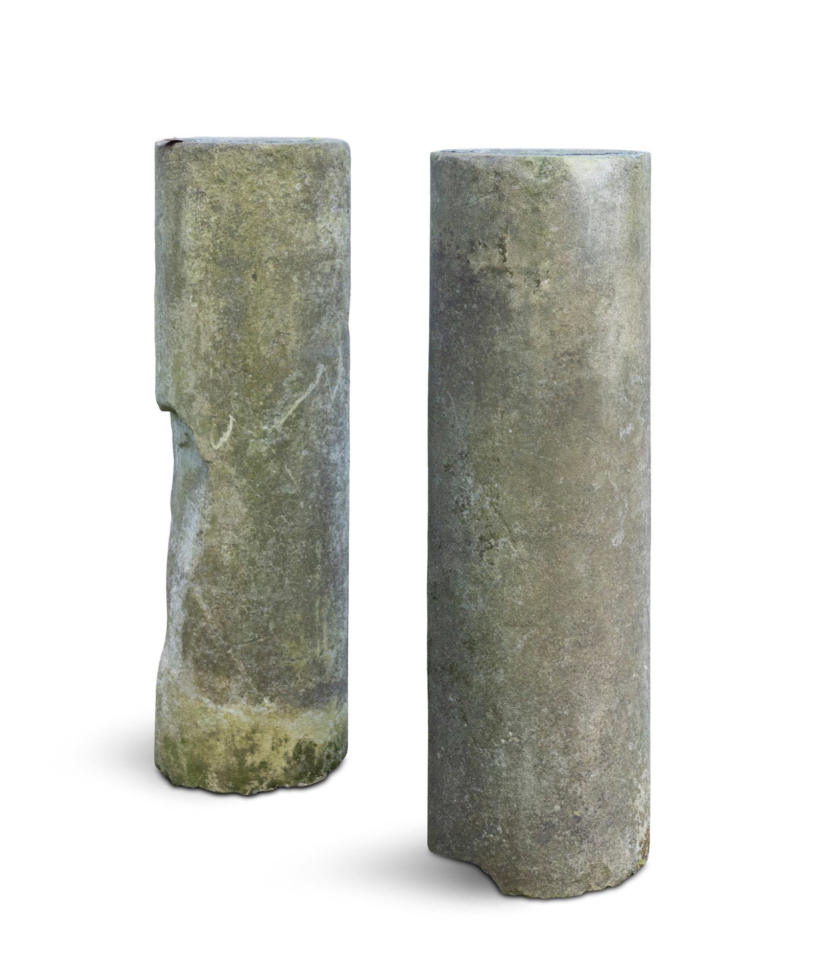 A PAIR OF IRISH 18TH CENTURY PORTLAND STONE COLUMNS, 127cm high: A PAIR OF IRISH 18TH CENTURY PORTLAND STONE COLUMNS, 127cm high
