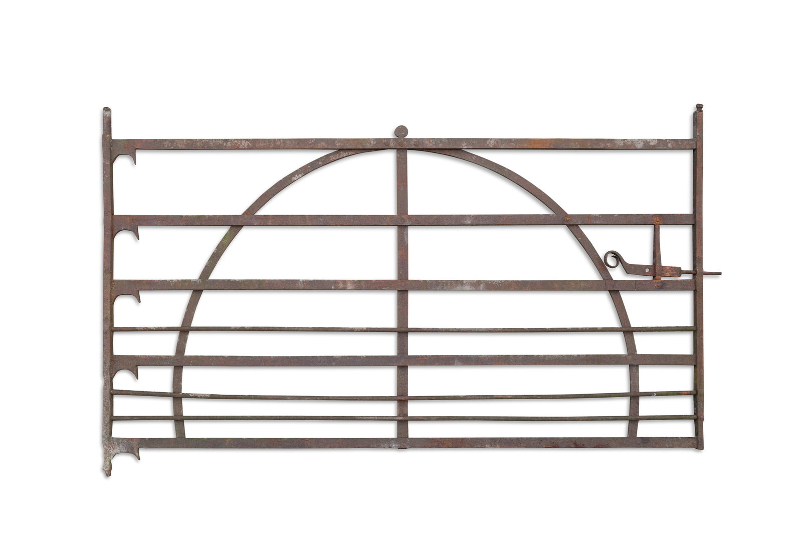 A WROUGHT IRON EIGHT BAR GATE, with arched central section. 258cm wide x 133cm high: A WROUGHT IRON EIGHT BAR GATE, with arched central section. 258cm wide x 133cm high
