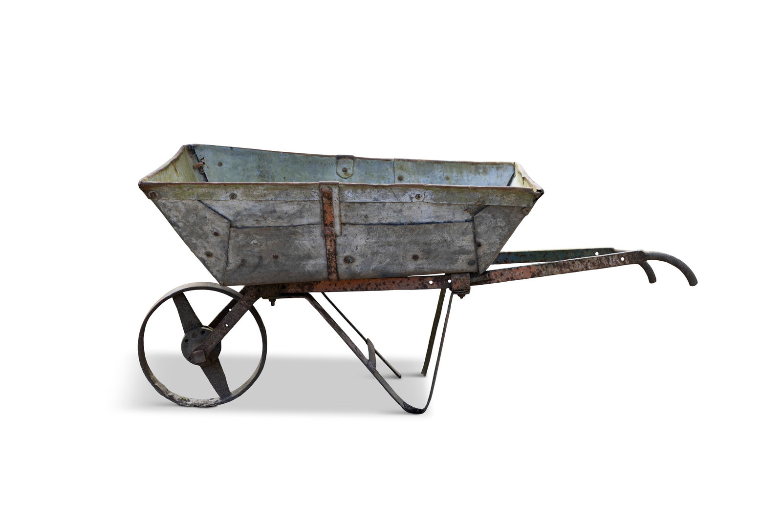 A GALVANISED ZINC WHEELBARROW, Of cast iron frame with single wheel, and riveted zinc sheet (1 of 2)