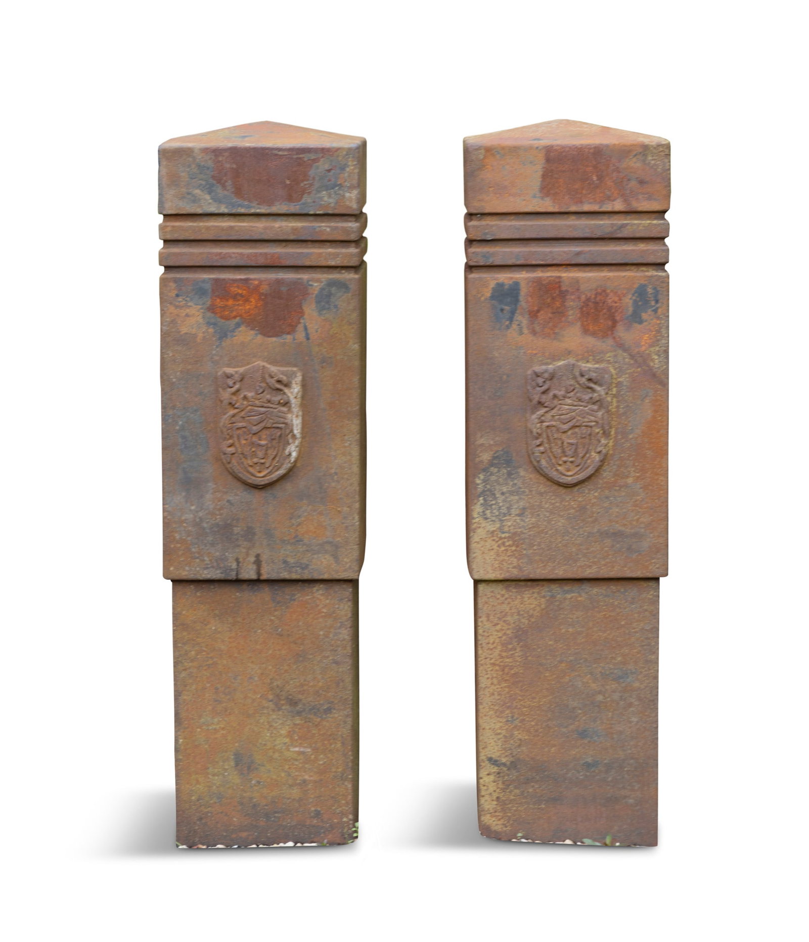 A PAIR OF IRON POSTS EACH WITH SHIELD CREST, 86cm high (1 of 3)
