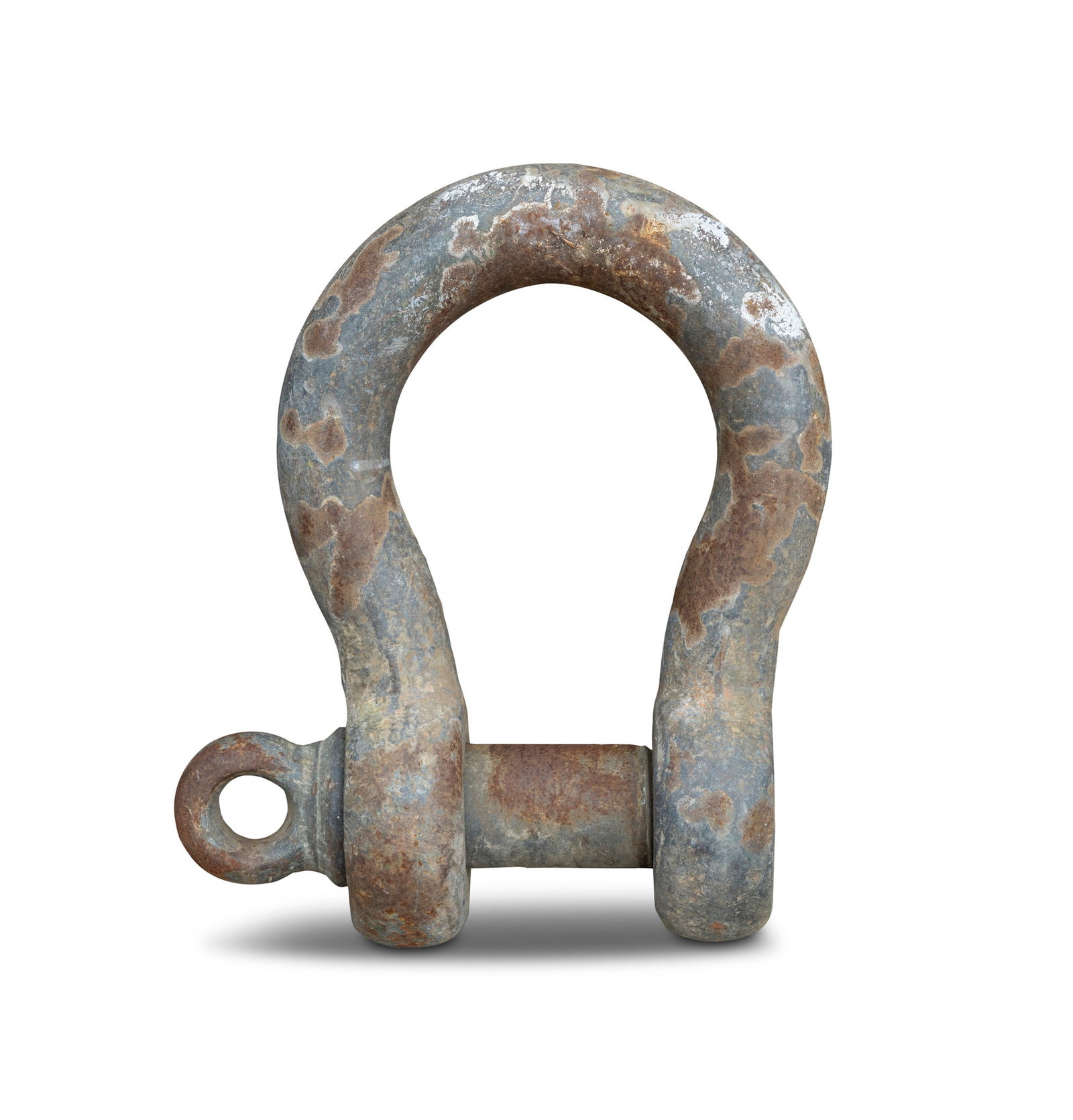 A LARGE AND HEAVY IRISH SHIPS SHACKLE, 45 x 33cm: A LARGE AND HEAVY IRISH SHIPS SHACKLE, 45 x 33cm