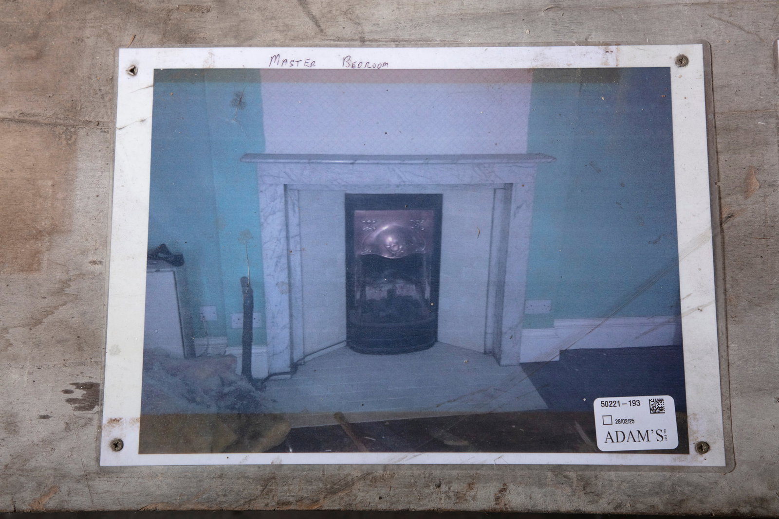 A VARIEGATED WHITE MARBLE FIRE SURROUND, Disassembled (1 of 1)