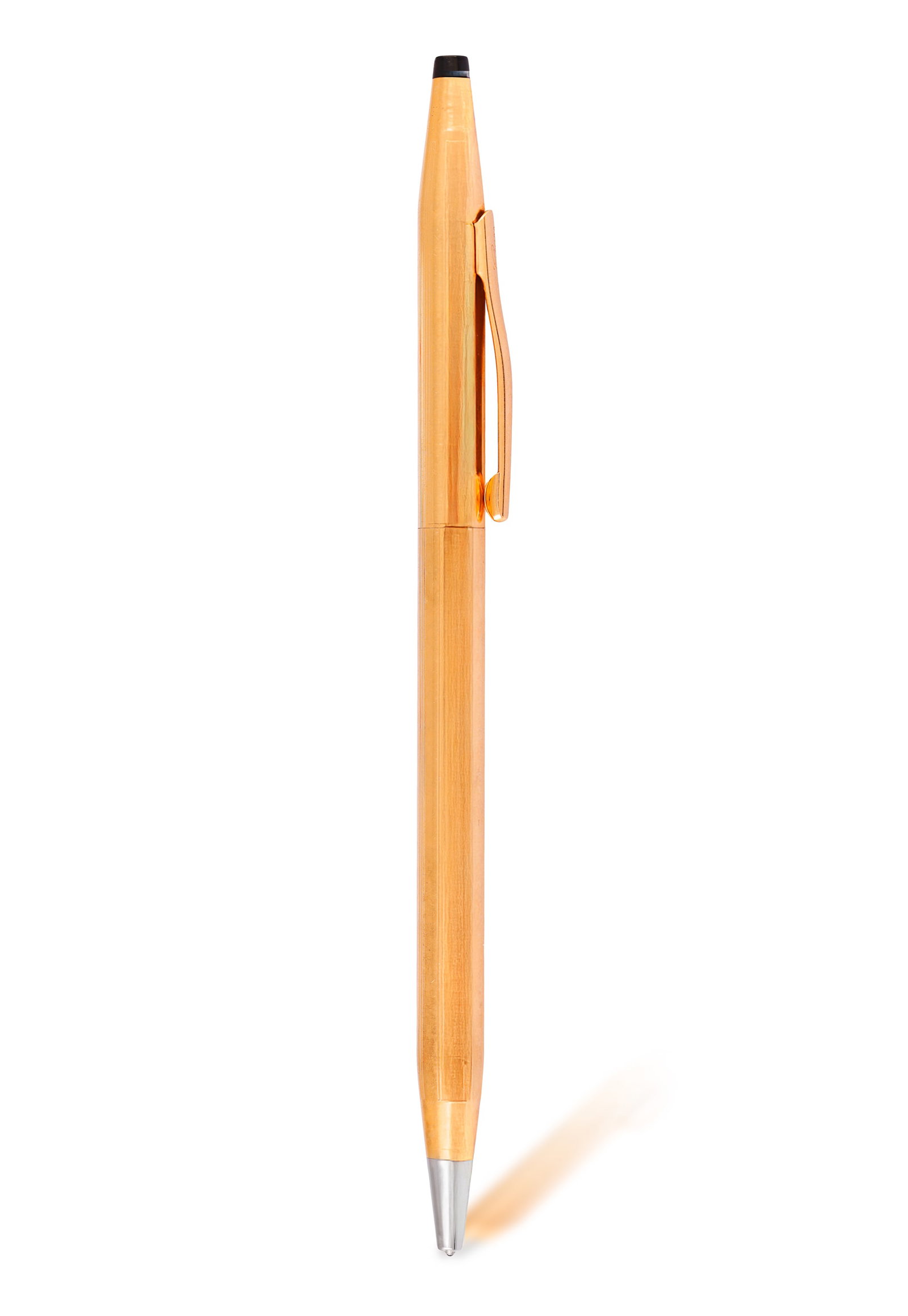 CRASS: A 14K GOLD PEN • Polished and engraved line motif • twist retractable ballpoint &: CRASS: A 14K GOLD PEN • Polished and engraved line motif • twist retractable ballpoint • in 14K gold plated • signed Crass • length 13.2cm *This lot is sold without a res