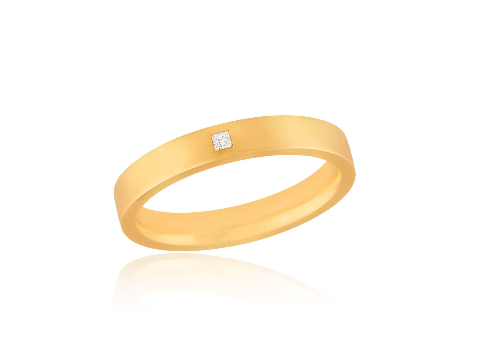 A DIAMOND RING • Princess-cut diamond • mounted in 18K gold • English hallmarks &#: A DIAMOND RING • Princess-cut diamond • mounted in 18K gold • English hallmarks • European convention mark • ring size U