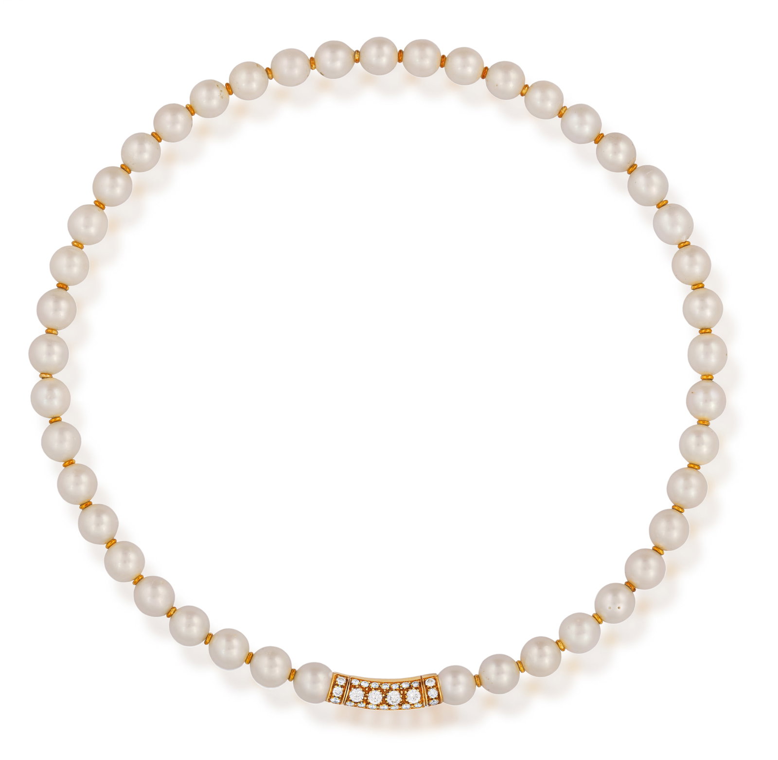 A CULTURED PEARL AND DIAMOND NECKLACE • Single row of round-shaped cultured pearls, approx.: A CULTURED PEARL AND DIAMOND NECKLACE • Single row of round-shaped cultured pearls, approx. 8.97mm • brilliant-cut diamonds, approx. 1.20cts total • mounted in 18K gold •
