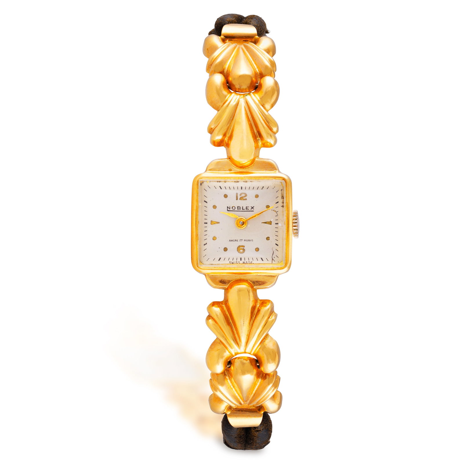 A LADY'S 18K GOLD COCKTAIL WATCH, CIRCA 1940 • Manual wind movement • square silvered (1 of 2)
