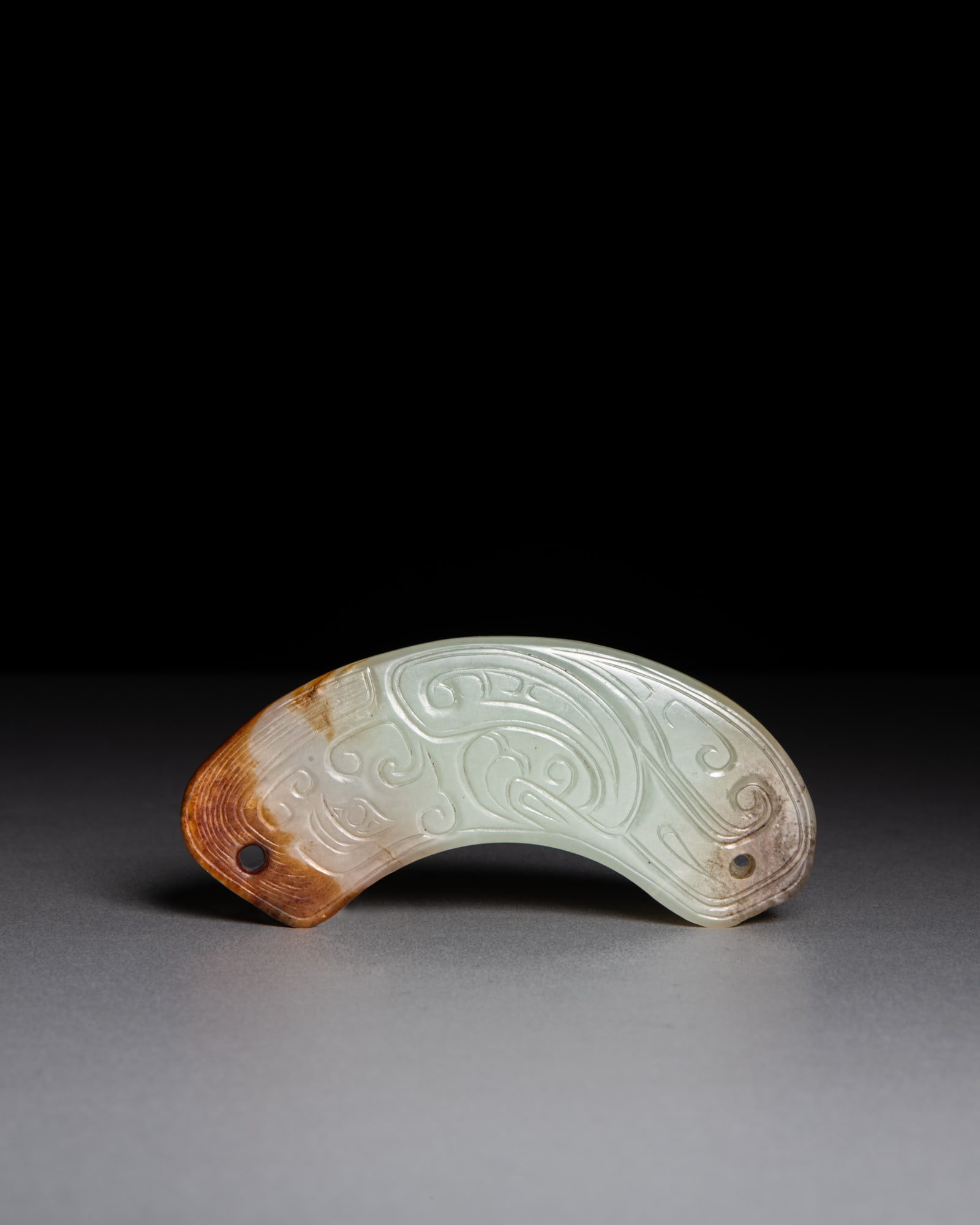 A WHITE WITH RUSSEST 'PHOENIX' JADE PENDANT 西周风格 白玉 (1 of 2)