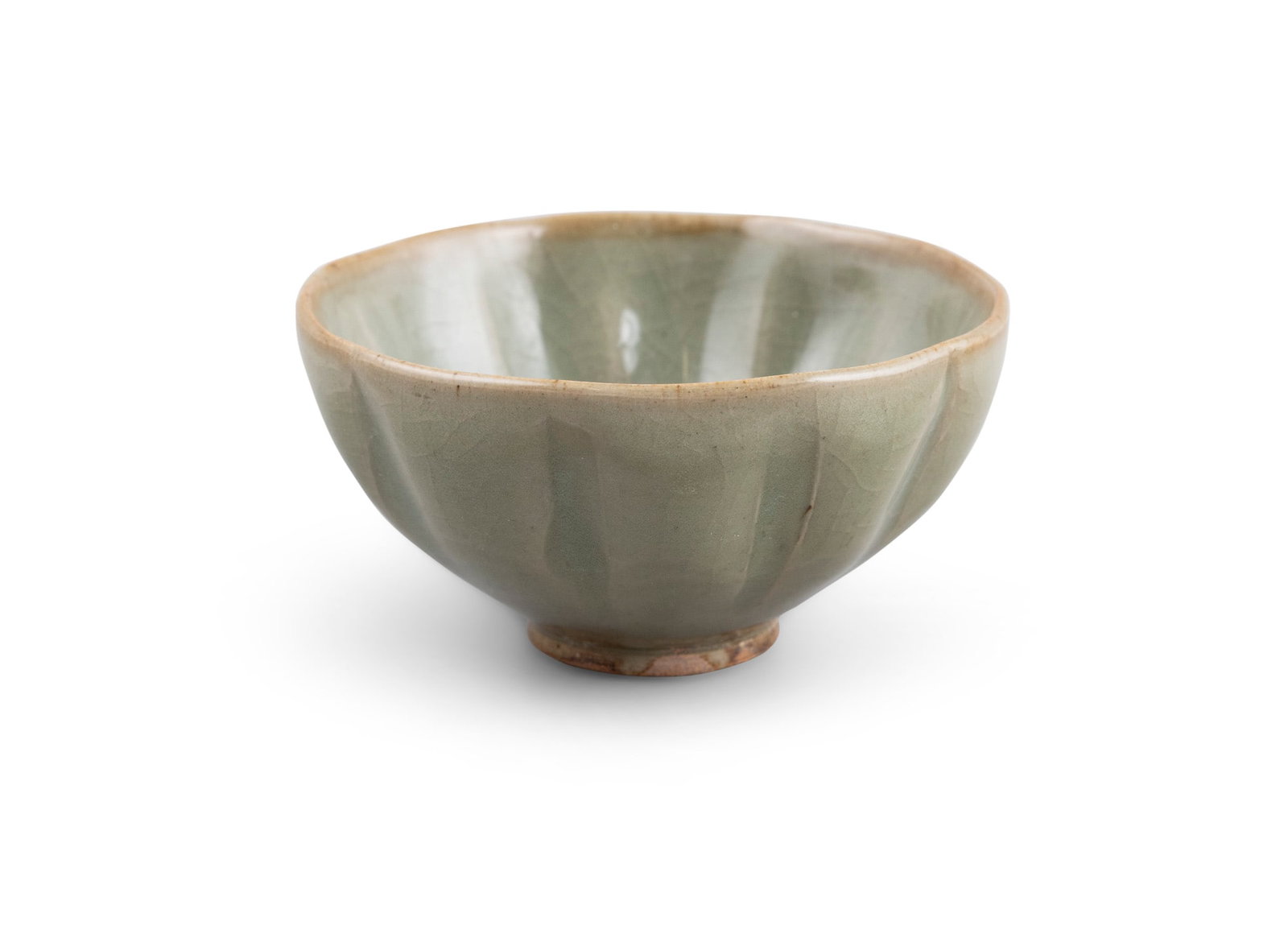 A RARE LONGQUAN CHRYSANTHEMUM-SHAPED CONICAL BOWL 明代 龙泉菊瓣 (1 of 3)