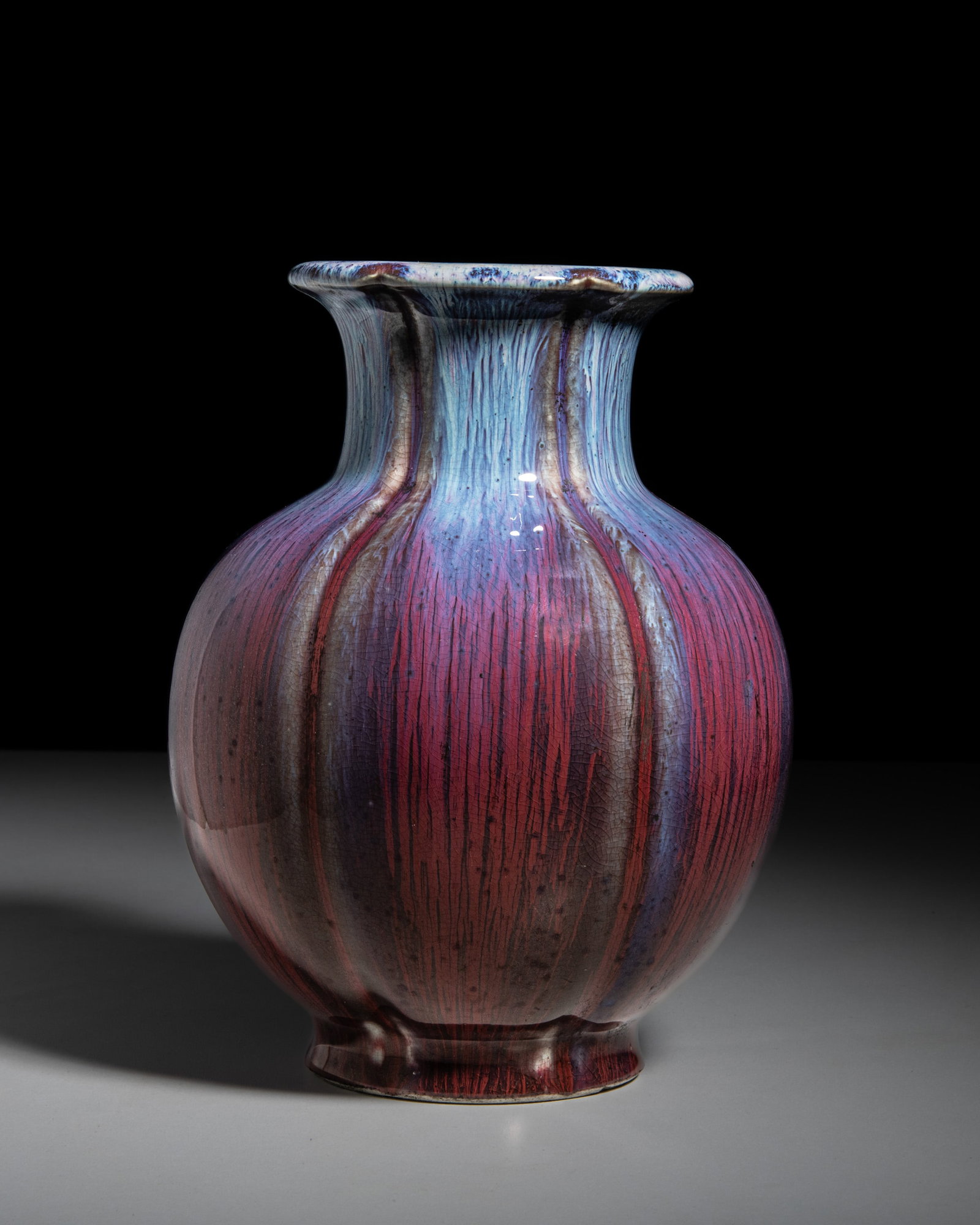 A FINE FLAMBE-GLAZED 'POMEGRANATE' VASE 清代 窑变釉石榴 (1 of 4)