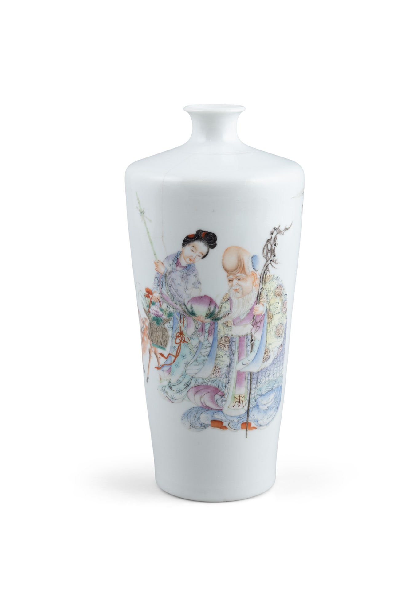 A FAMILLE ROSE ‘SHOUXING AND MAGU’ VASE, MARKED QIANLONG 民国 乾: A FAMILLE ROSE ‘SHOUXING AND MAGU’ VASE, MARKED QIANLONG 民国 乾隆年制款 粉彩麻姑献寿瓶 China, Republic 