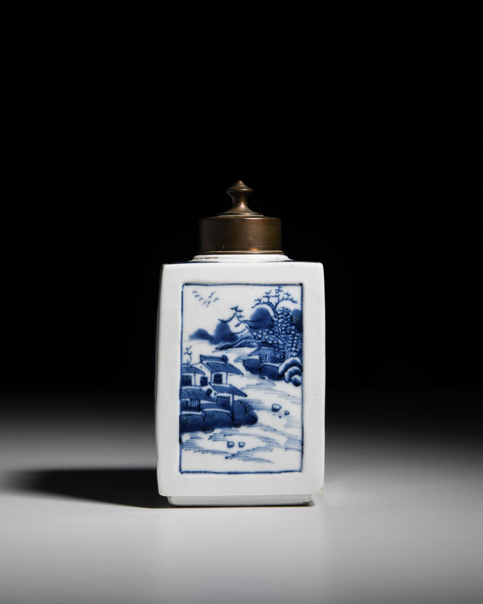 A BLUE AND WHITE SQUARE SHAPE 'LANDSCAPE' TEA CANISTER China, Kangxi period for exportation (1 of 1)