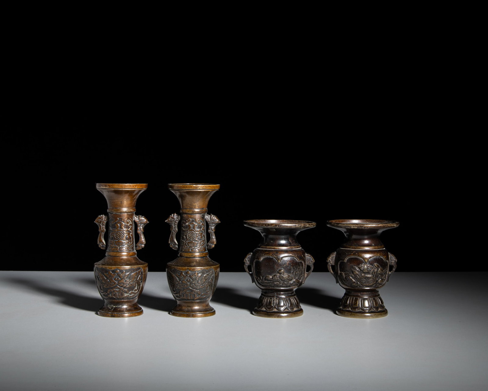 TWO PAIRS OF MINIATURE BRONZE VASES Japan, late 19 - early 20th century H.10-14cm (1 of 1)