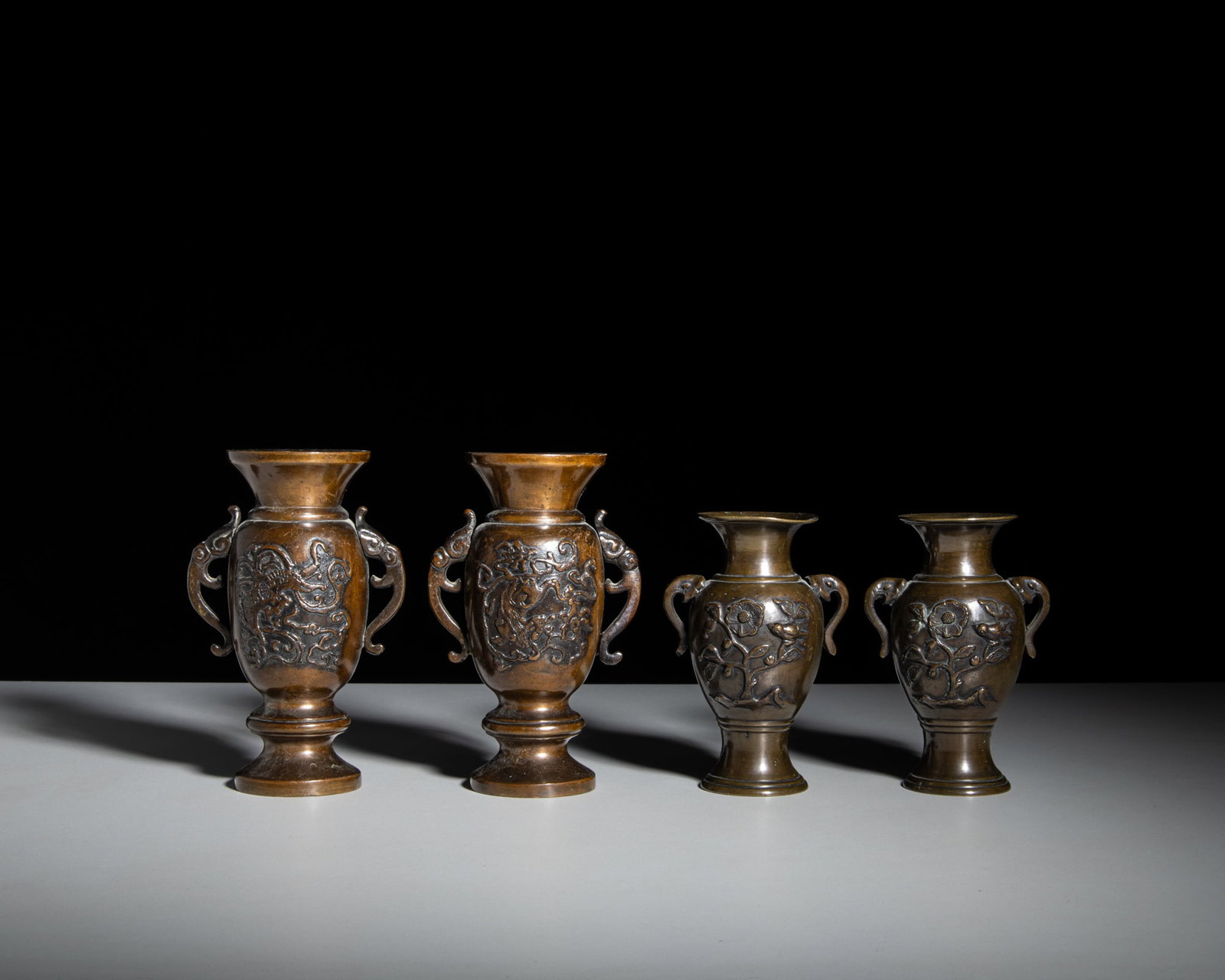 TWO PAIRS OF MINIATURE BRONZE VASES Japan, late 19 - early 20th century H.12-14.5cm (1 of 1)