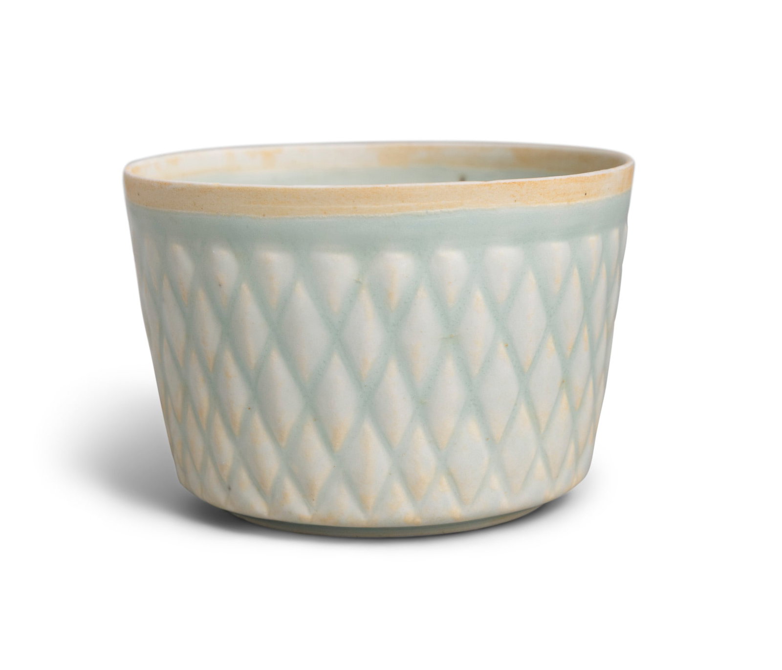 A HUTIAN WARE 'DIAMOND' CUP 宋代或更晚 湖田窑ő (1 of 3)