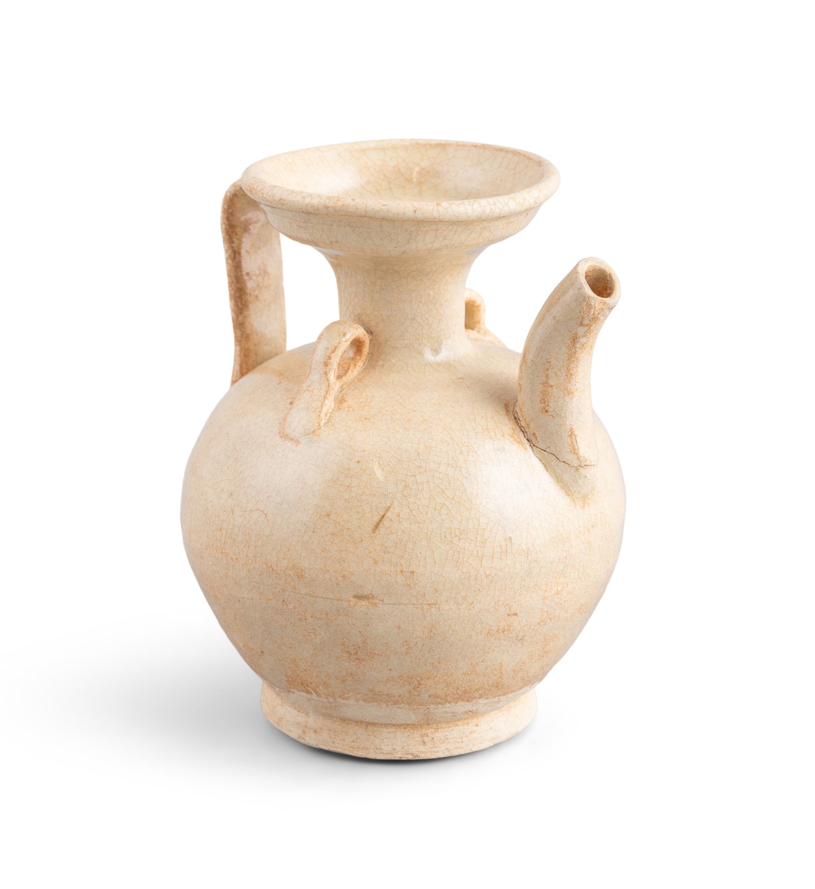 A CREAMY GLAZED EWER 宋代 景德镇地区 执壶: A CREAMY GLAZED EWER 宋代 景德镇地区 执壶 China, Song dynasty H.13cm