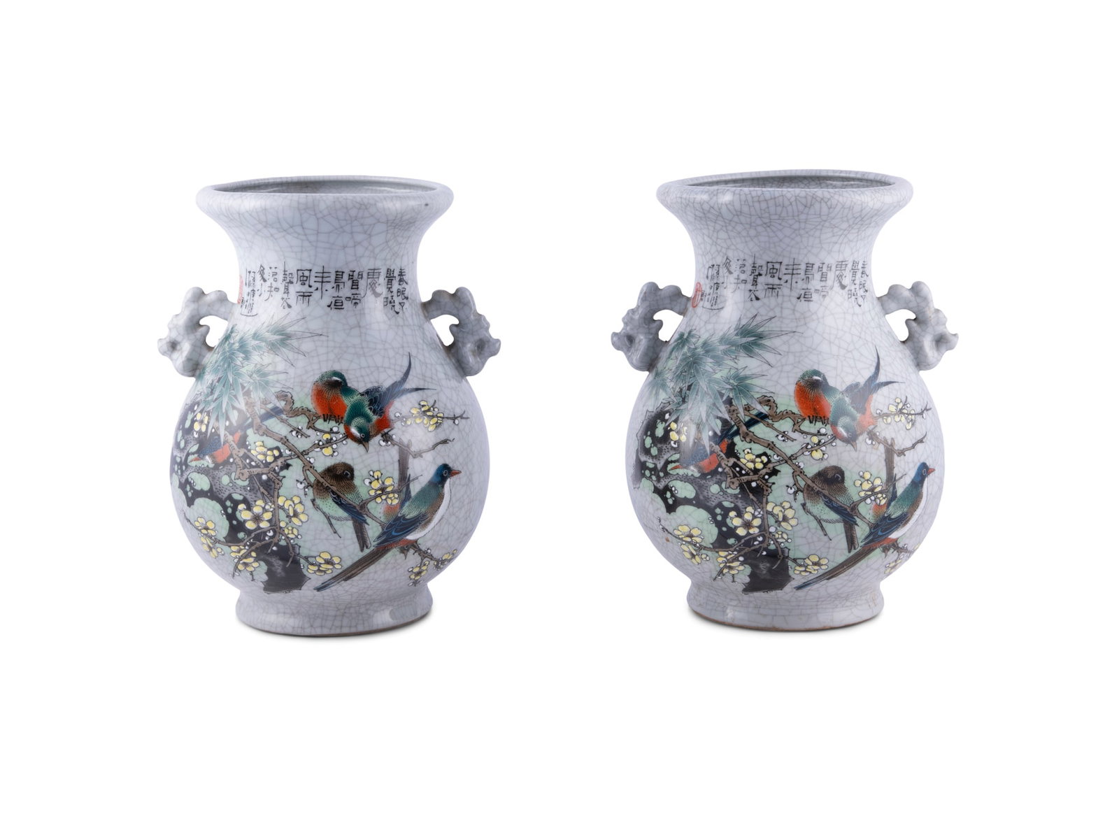 A PAIR OF CRACKLED ZUN VASES 20世紀 花鳥紋尊形瓶 (1 of 4)