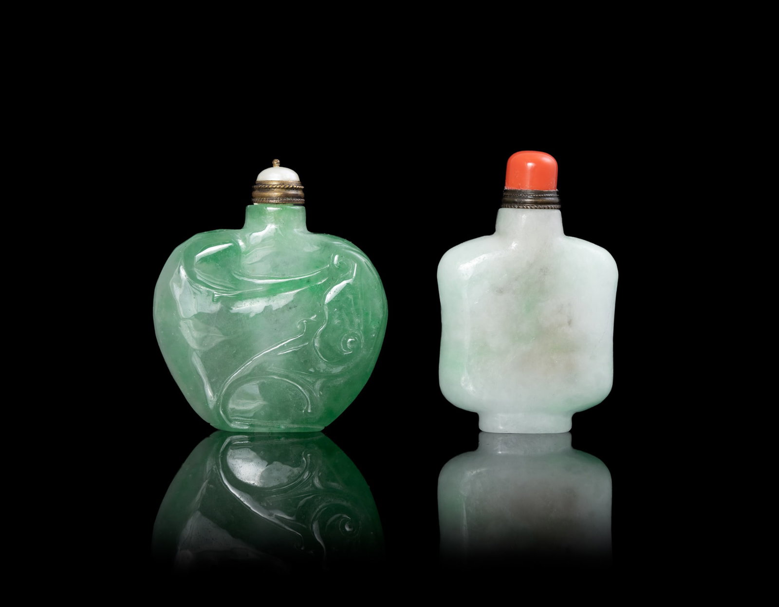 TWO JADEITE SNUFF BOTTLES China H.4.8cm (1 of 1)