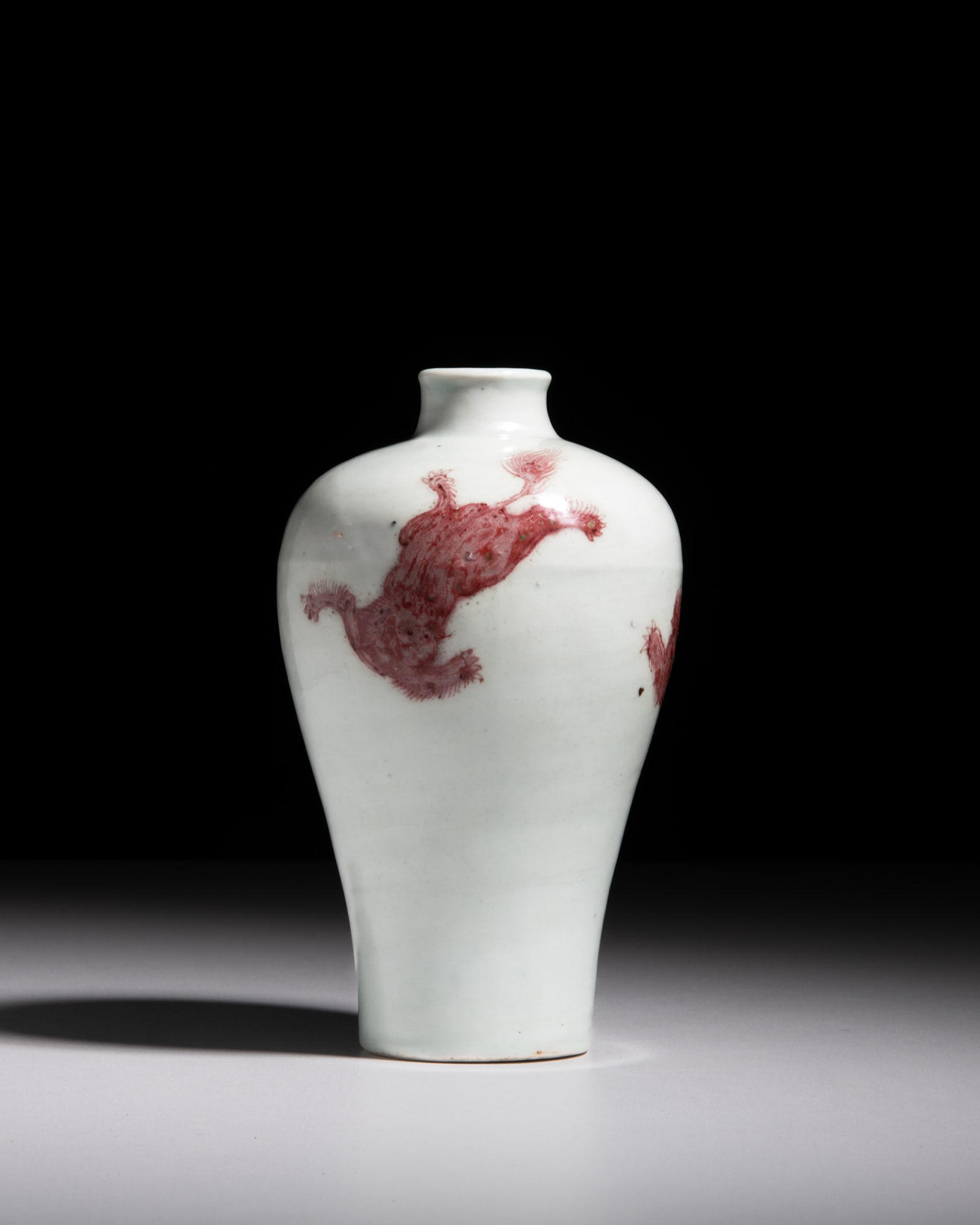 A PEACH-BLOOM-DECORATED 'LIONS' MEIPING 清代 豇豆红釉三 (1 of 4)