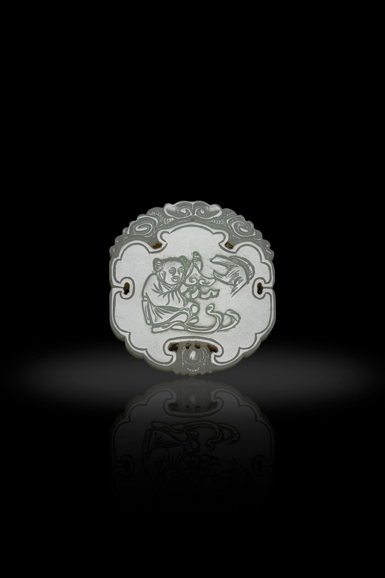 A WHITE JADE SHAPED RECTANGULAR PENDANT/PLAQUE 19世纪 青白玉 '喜 (1 of 2)